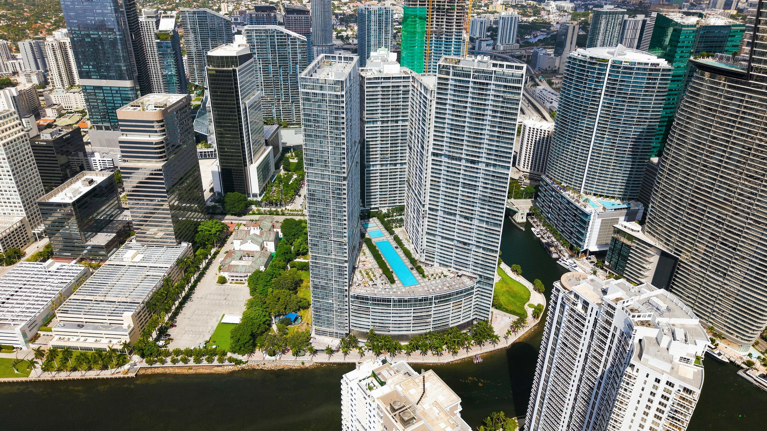 465 Brickell Avenue 5102 Property Photo 1