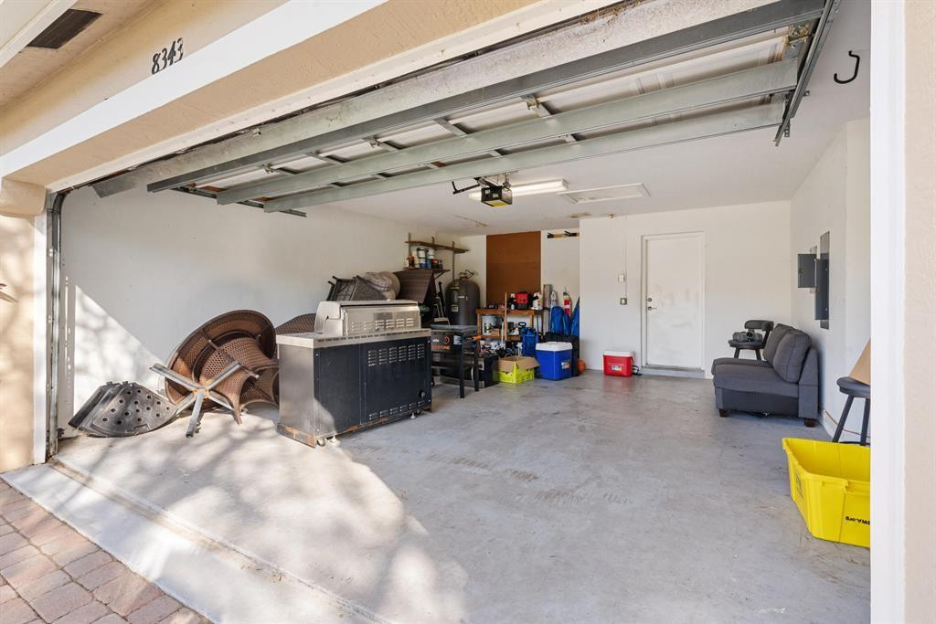 8343 Genova Way Property Photo 34