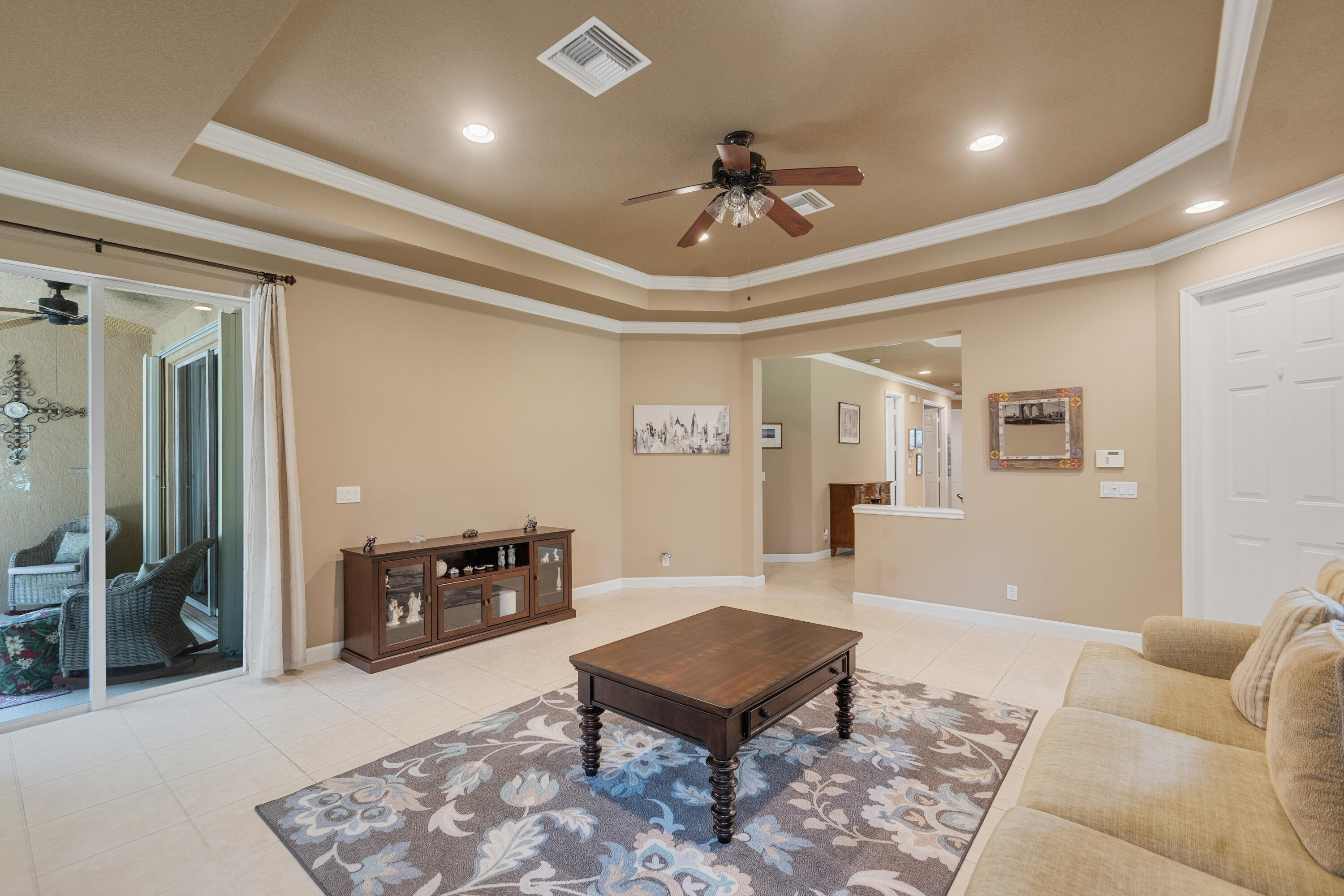 7003 Willow Pine Way Property Photo 4