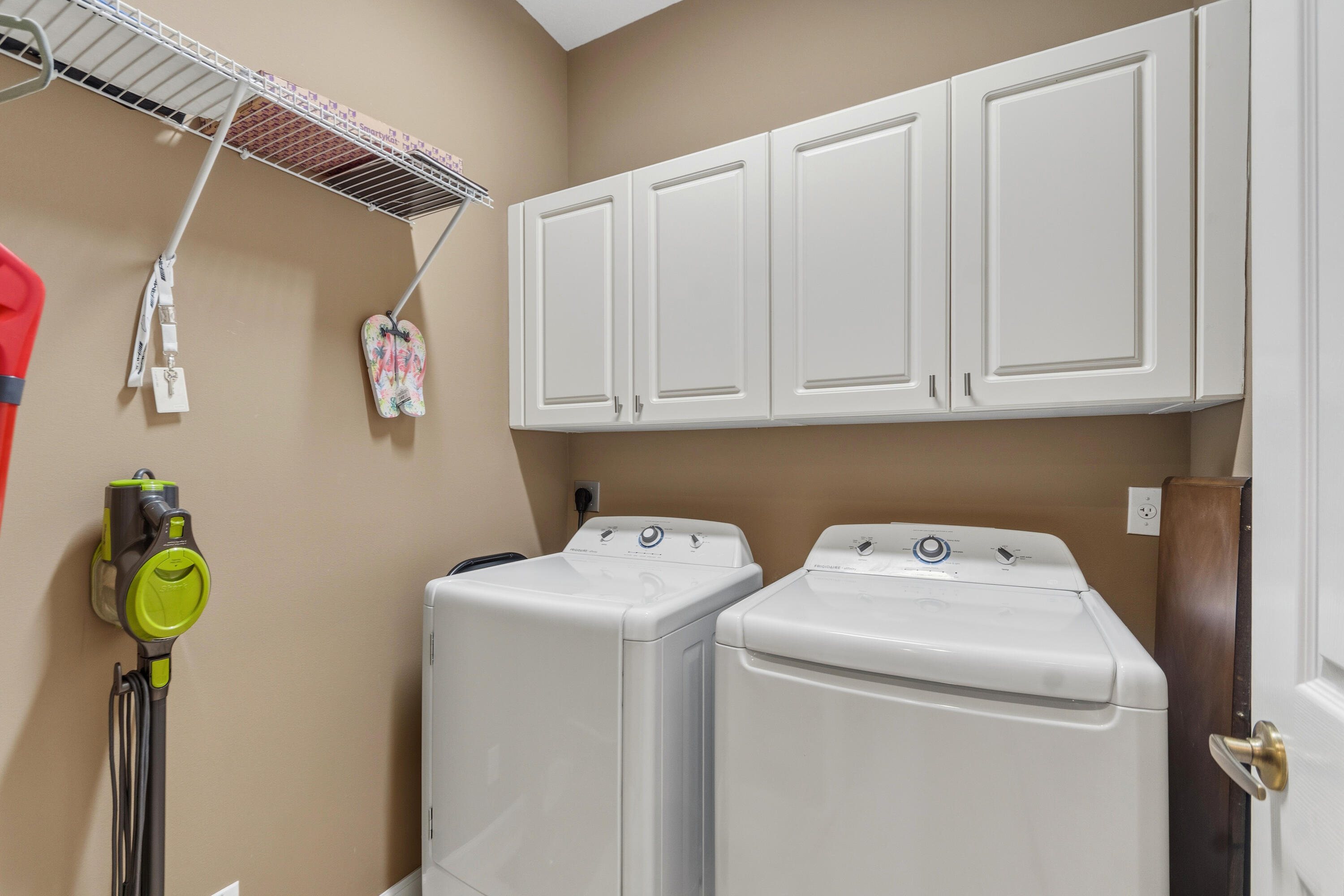 7003 Willow Pine Way Property Photo 17