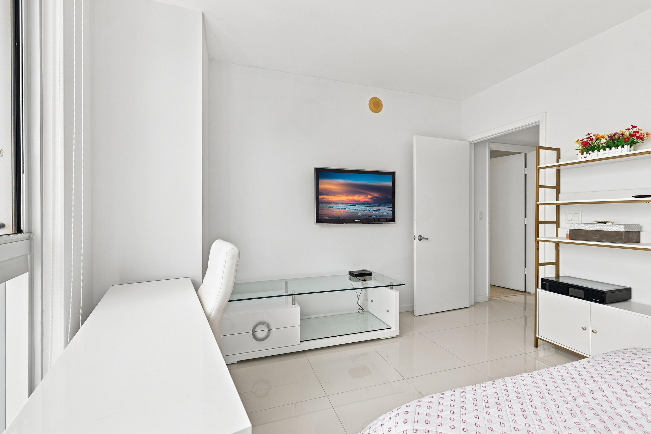 465 Brickell Avenue 5102 Property Photo 23