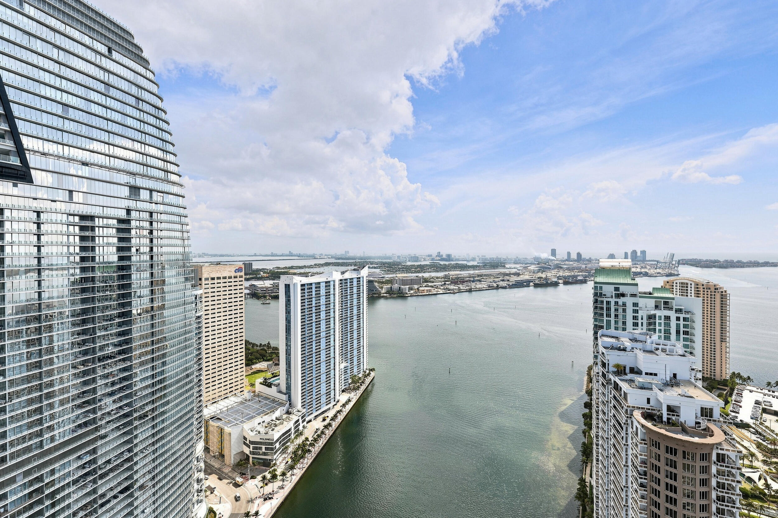 465 Brickell Avenue 5102 Property Photo 30