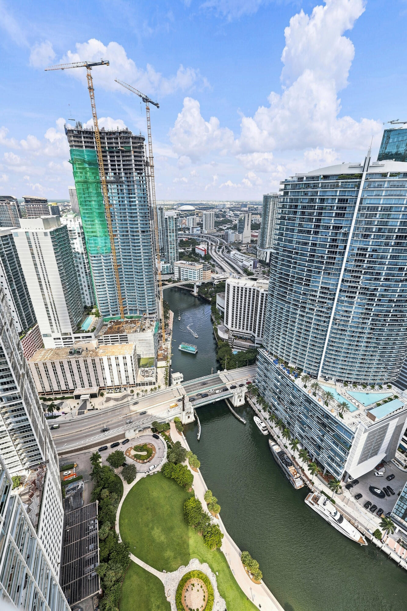 465 Brickell Avenue 5102 Property Photo 32