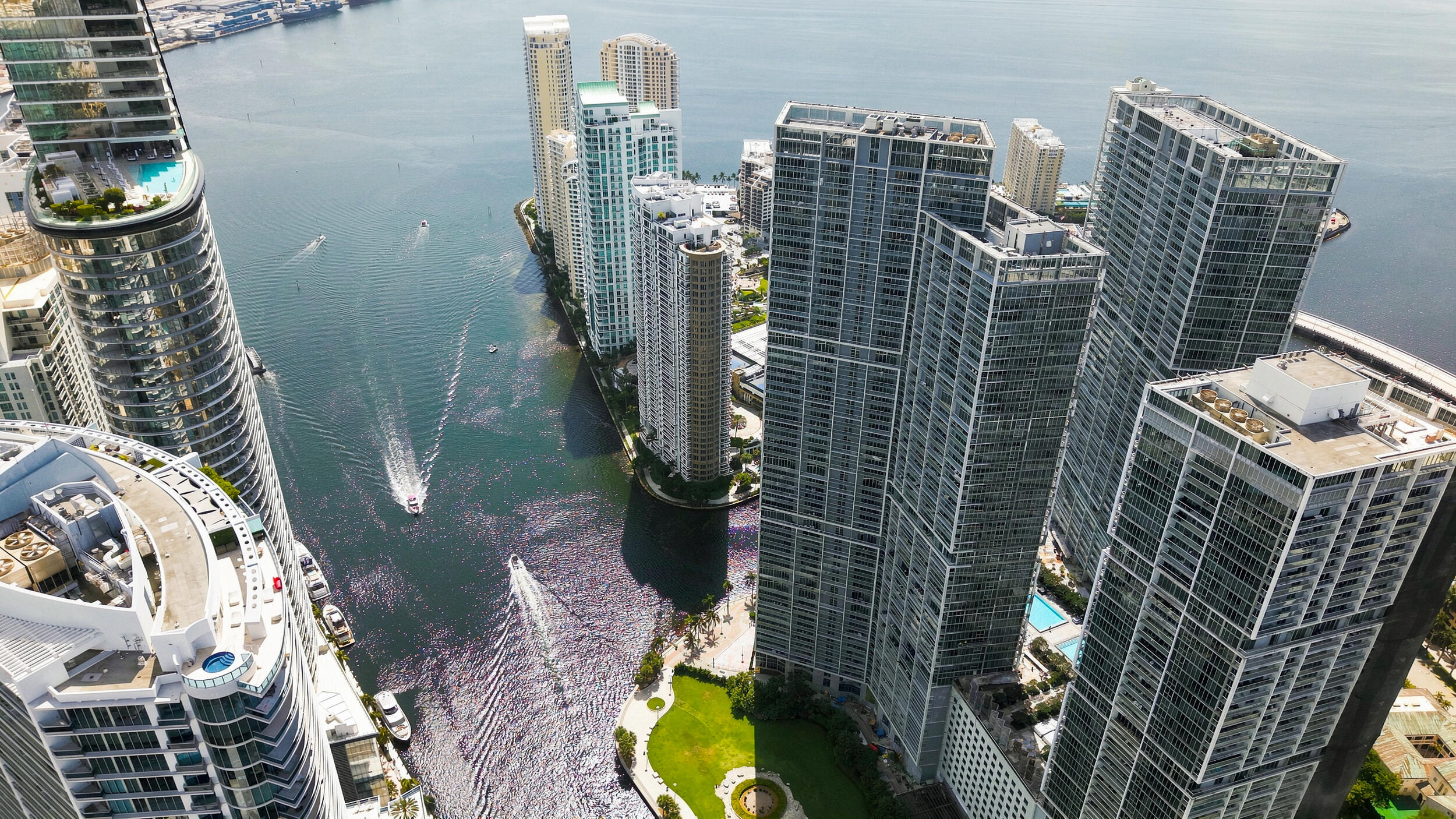 465 Brickell Avenue 5102 Property Photo 39