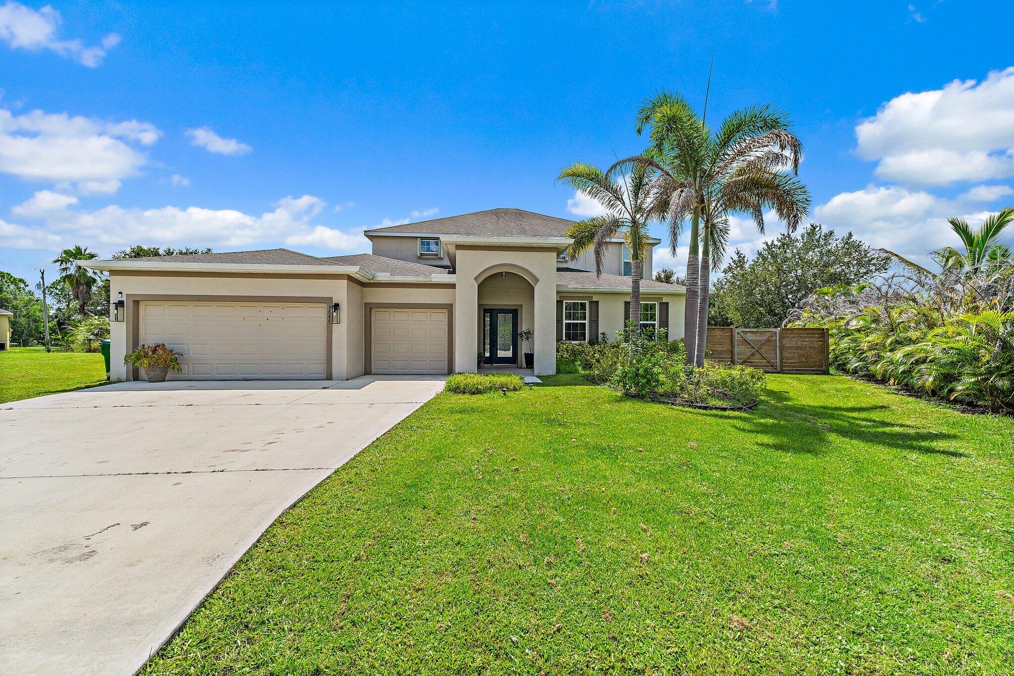 5648 Nw Lorna Court Property Photo 1
