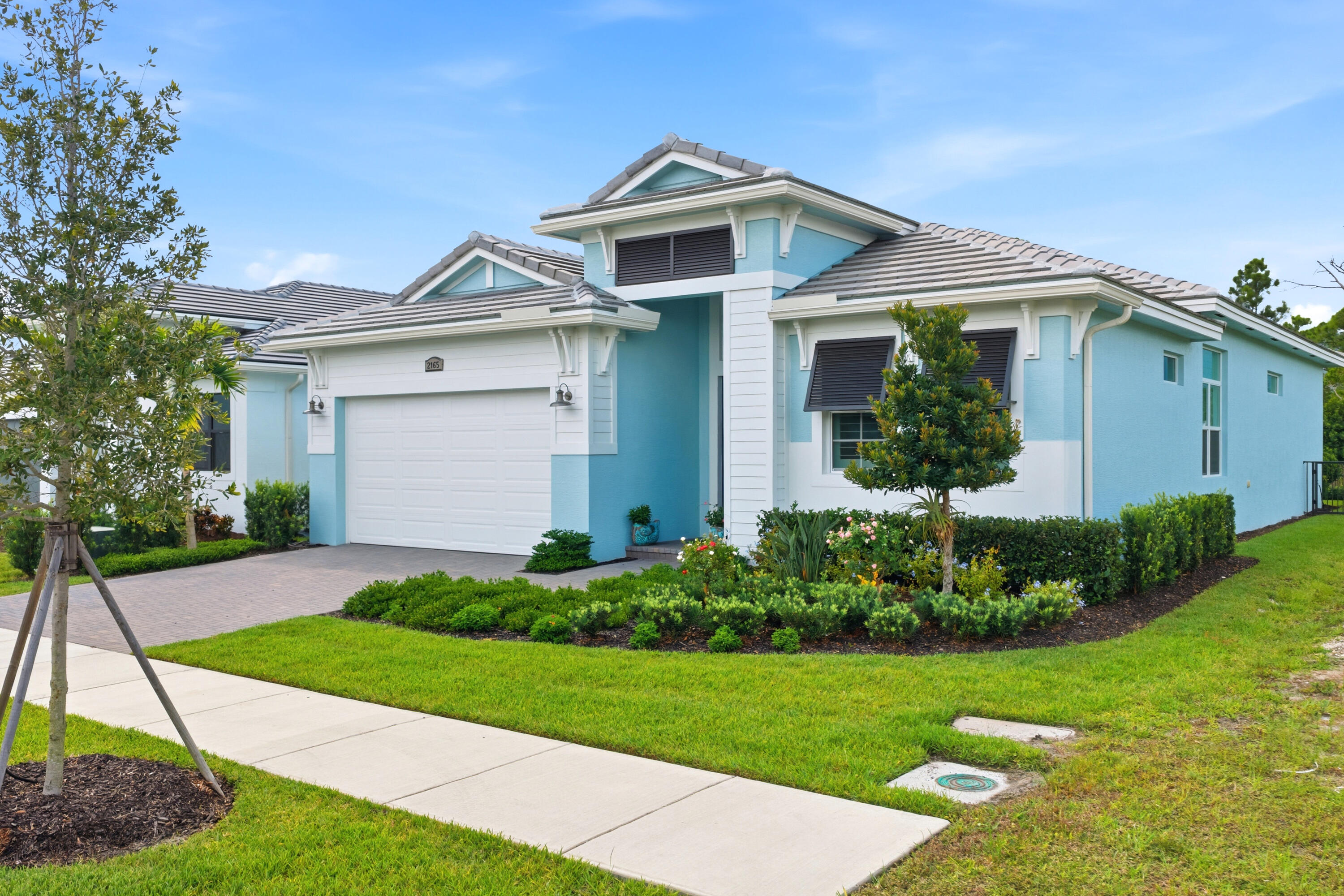 2165 Se Mosaic Boulevard Property Photo 1