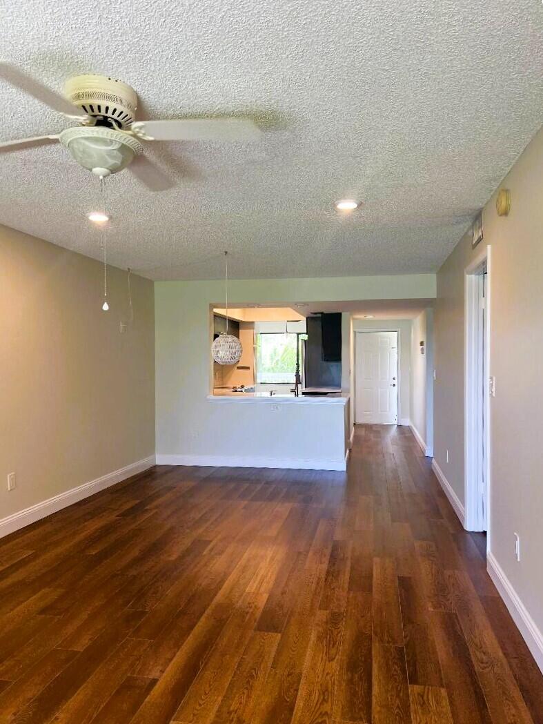 4300 Gator Trace Drive H Property Photo 4