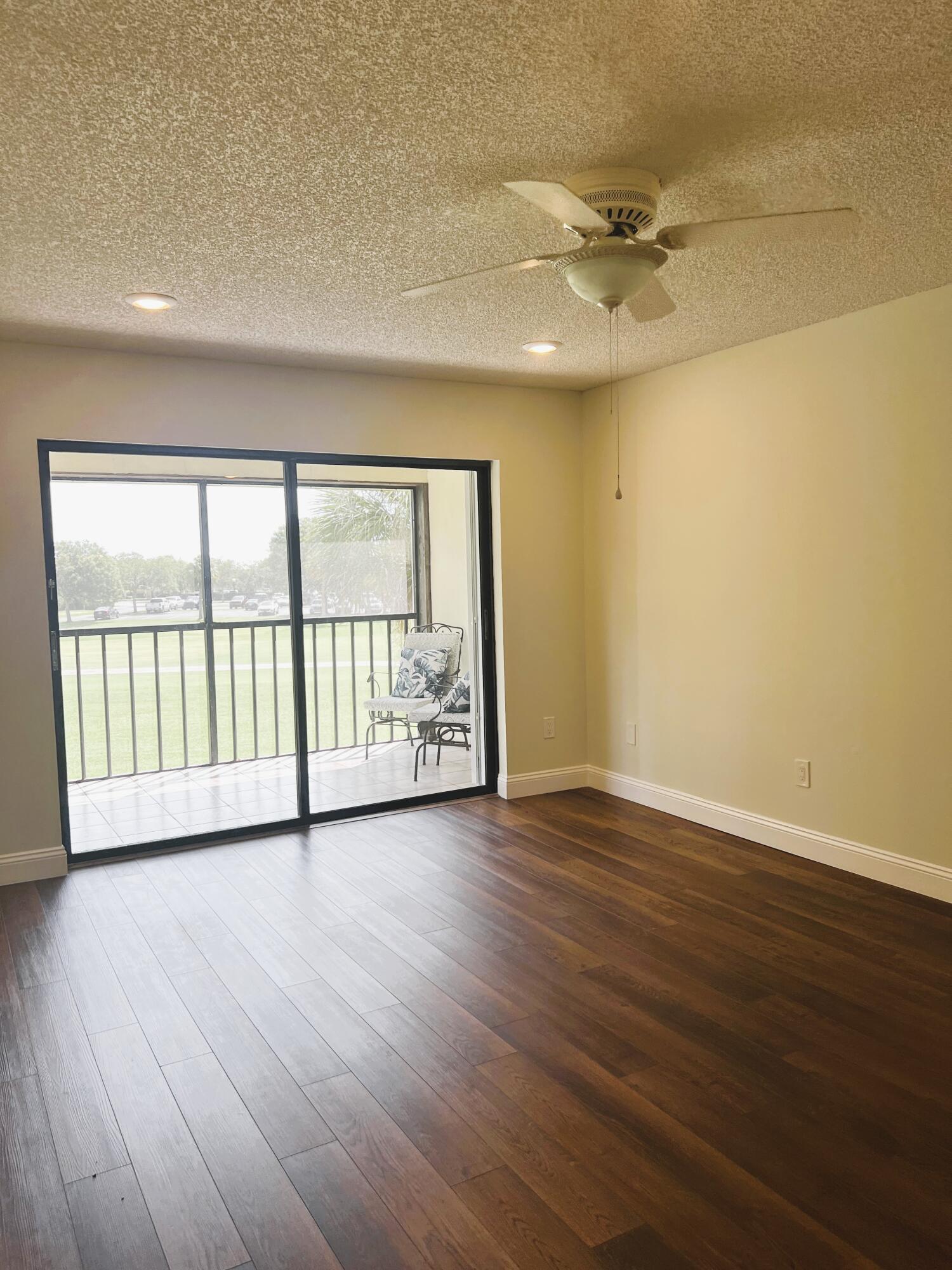 4300 Gator Trace Drive H Property Photo 8