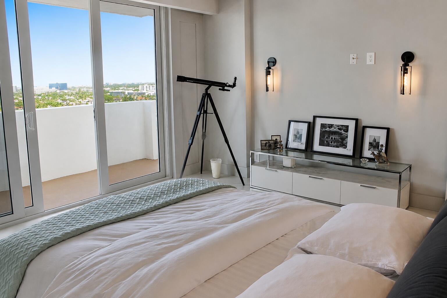 4300 N Ocean Boulevard 15d Property Photo 16