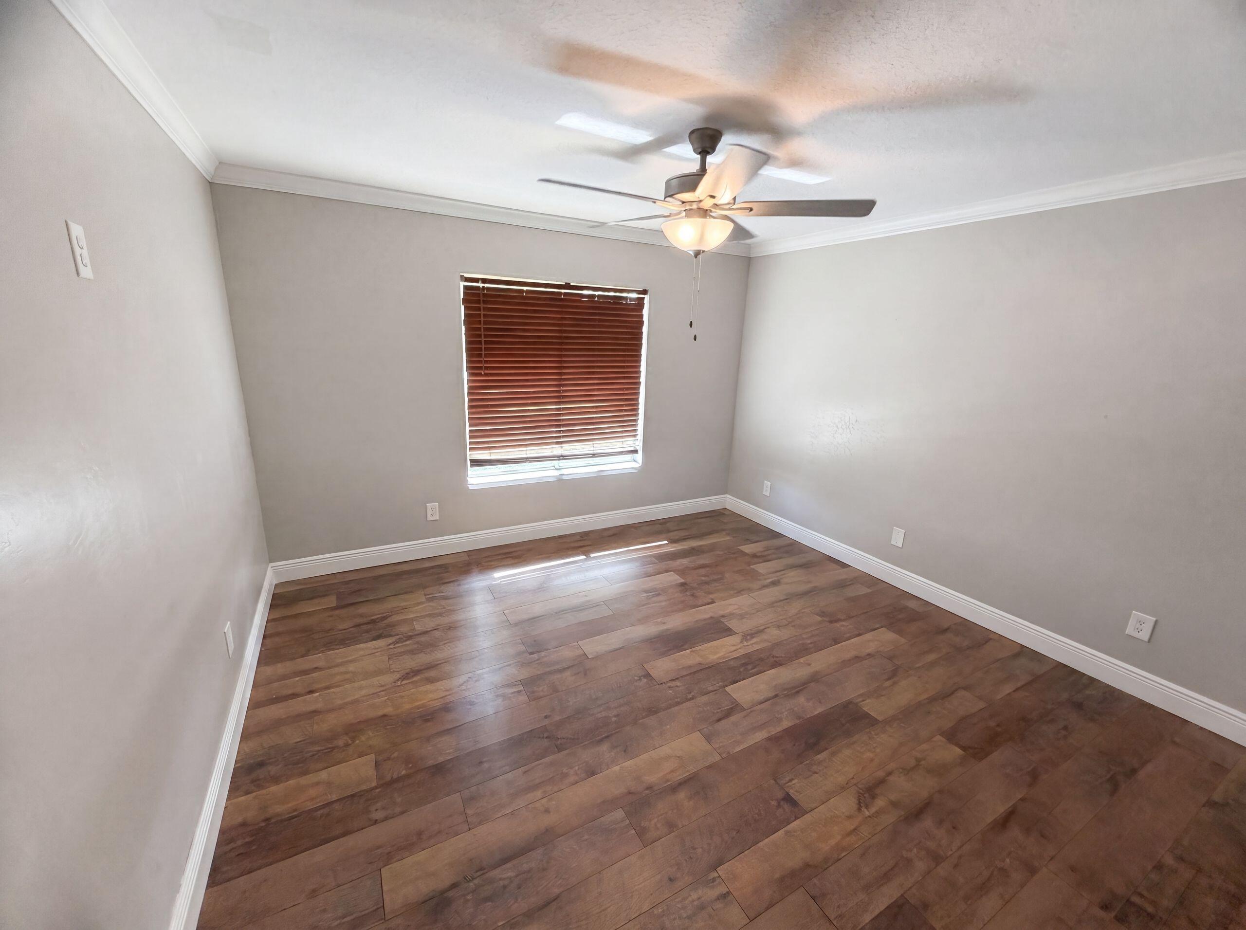 2883 Sw Cape Breton Drive Property Photo 4