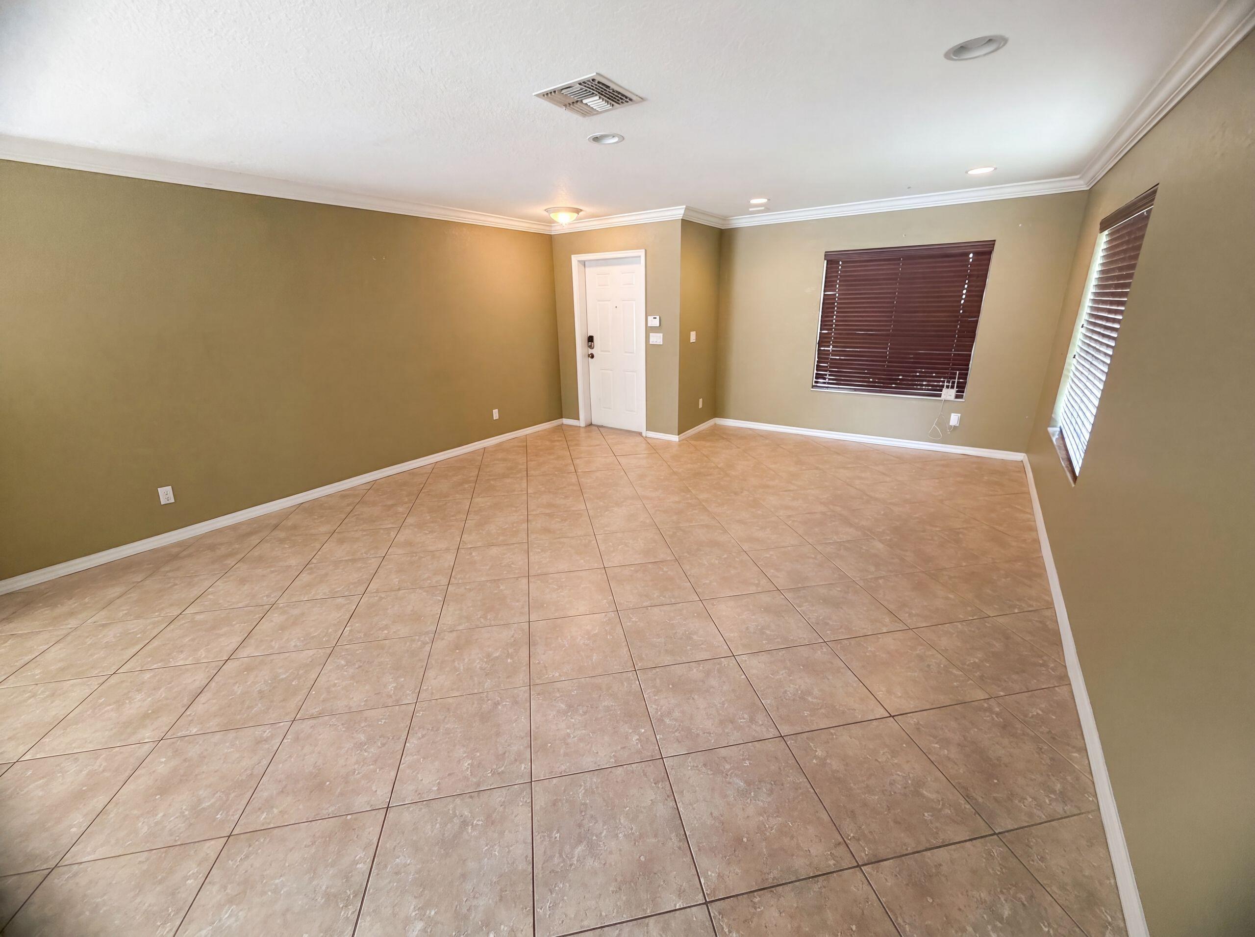 2883 Sw Cape Breton Drive Property Photo 8