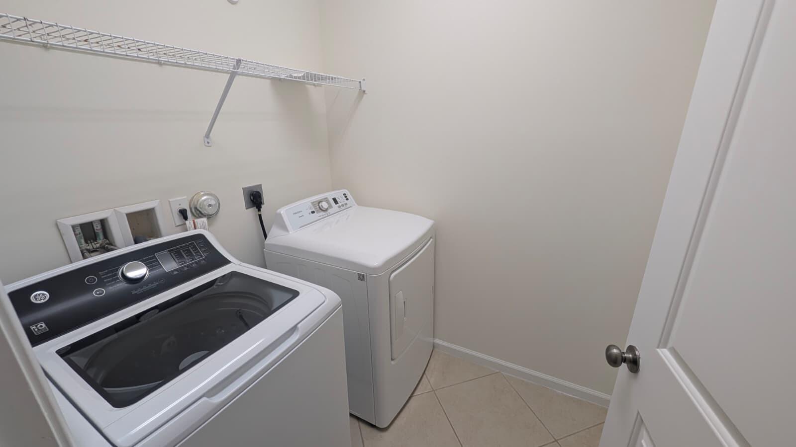 4153 Cascada Circle Property Photo 6