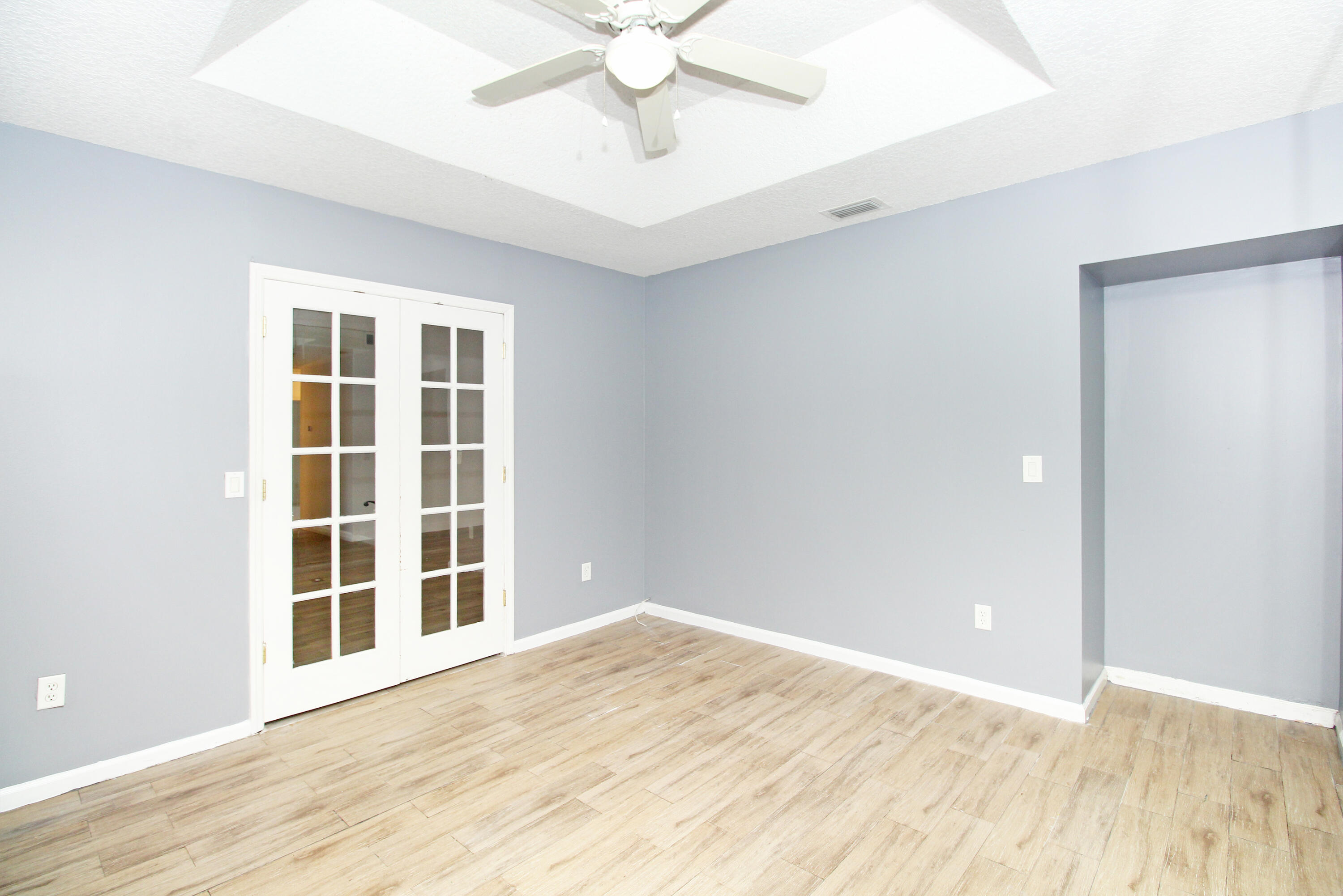 896 Rose Court Property Photo 17