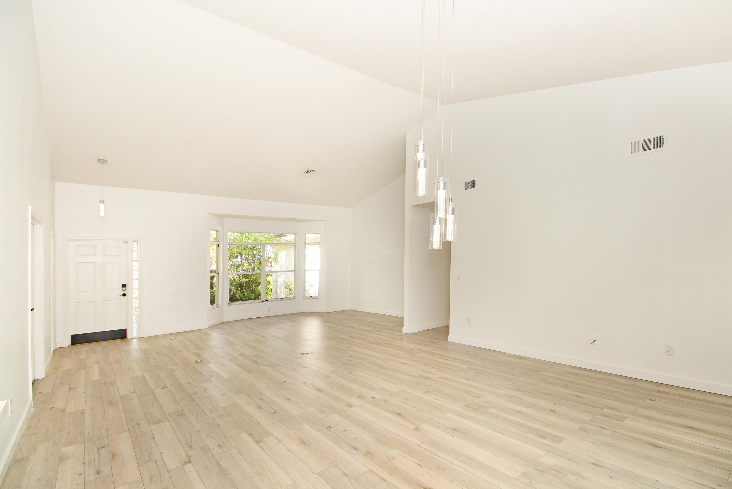 896 Rose Court Property Photo 23
