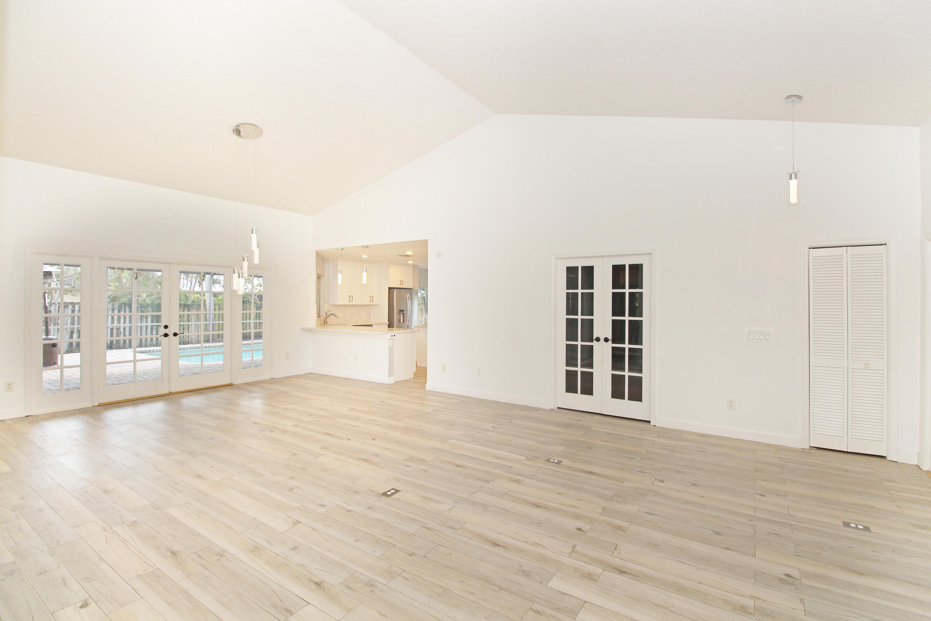 896 Rose Court Property Photo 24