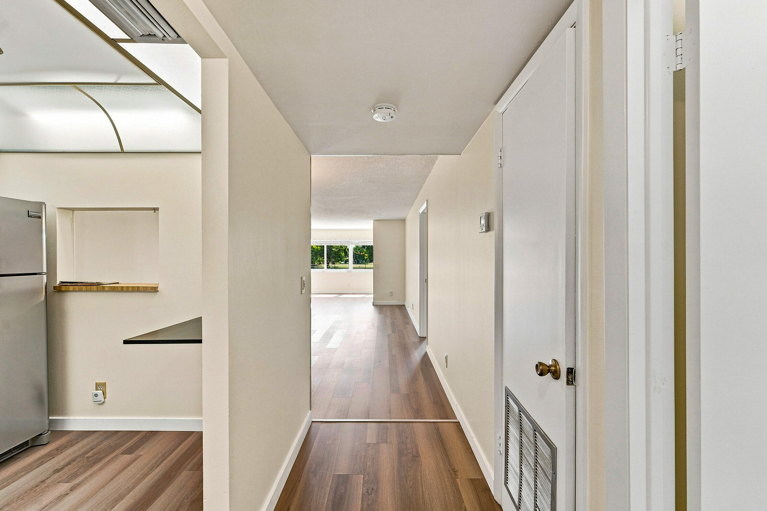 9801 Sunrise Lakes Boulevard 208 Property Photo 21
