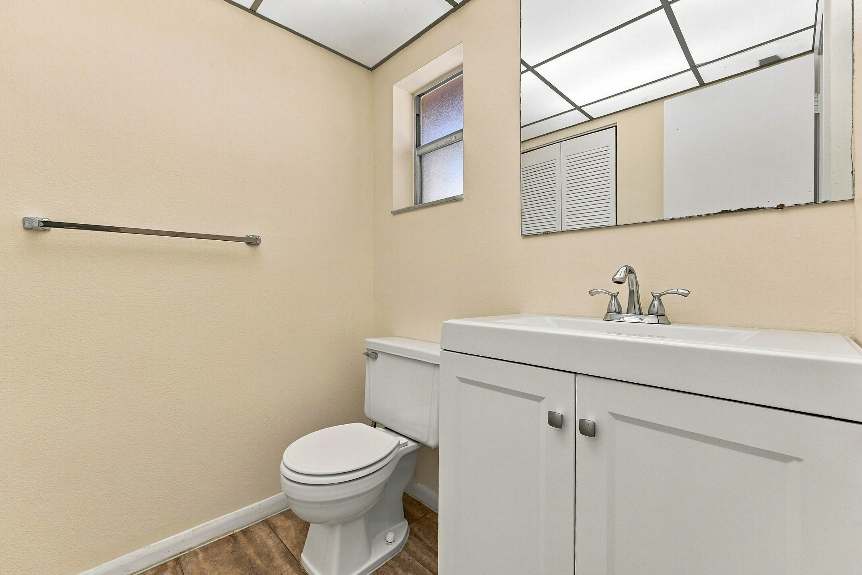 9801 Sunrise Lakes Boulevard 208 Property Photo 26