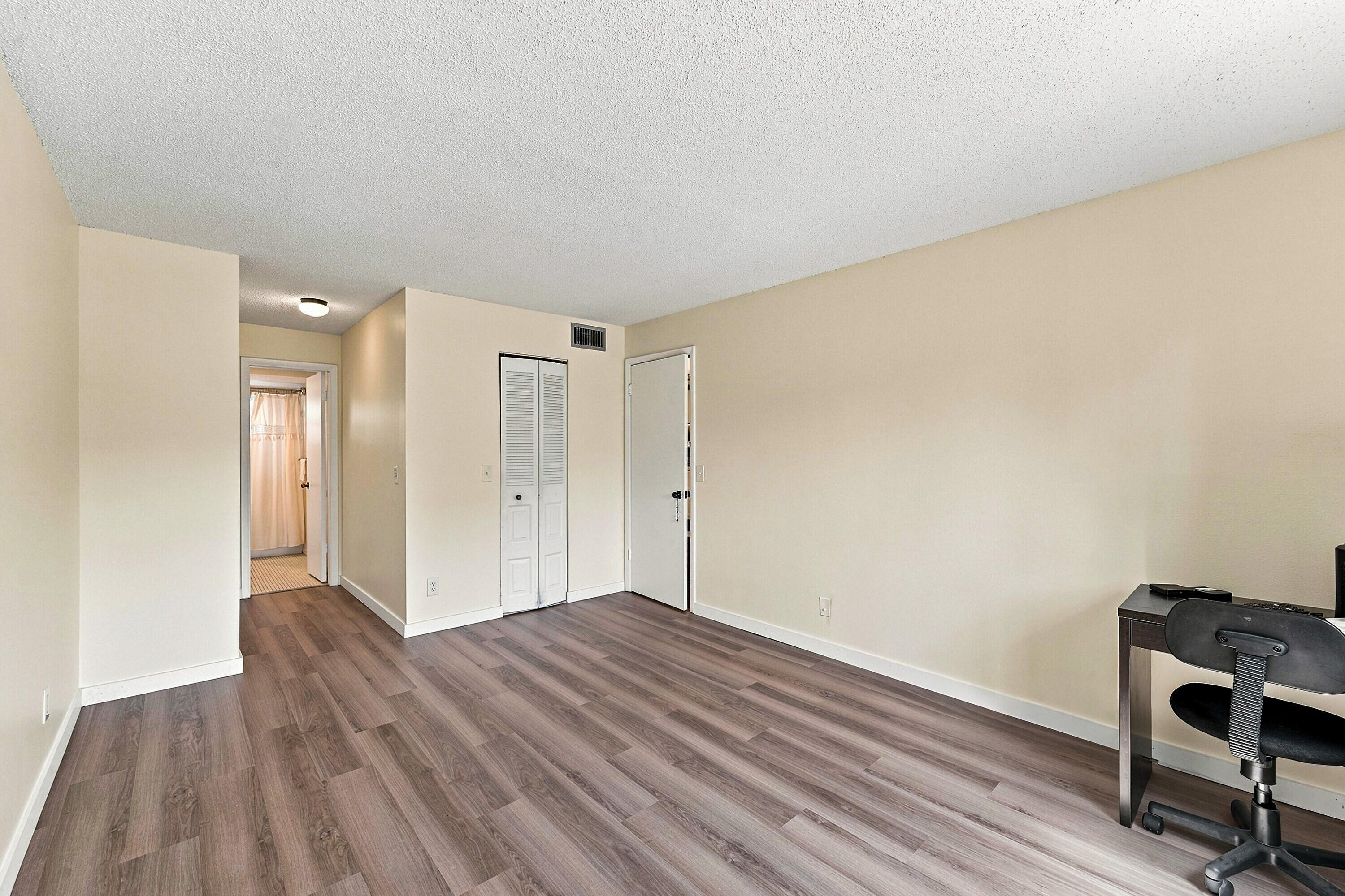 9801 Sunrise Lakes Boulevard 208 Property Photo 29
