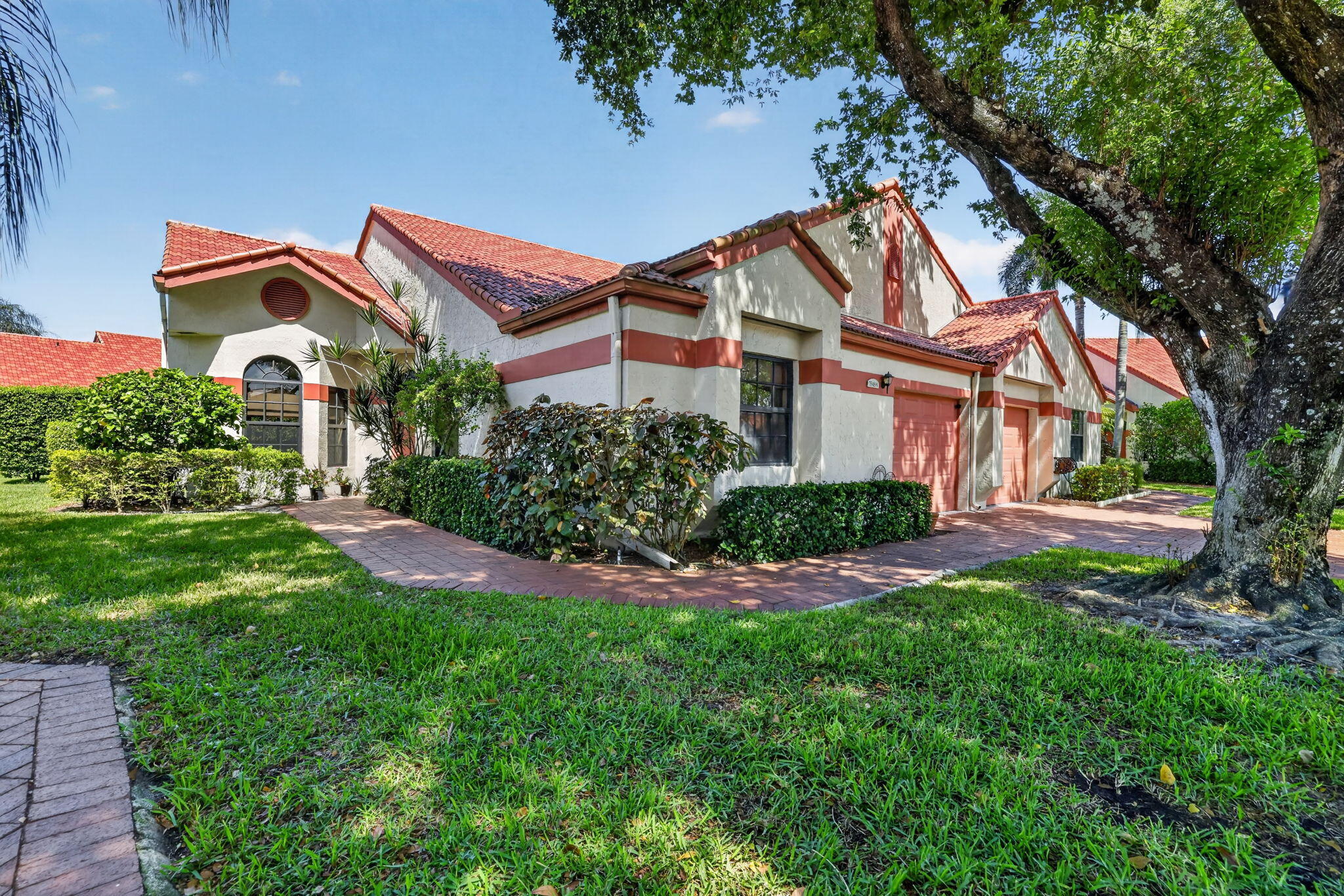 7548 Lexington Club Boulevard Apt A Property Photo 1