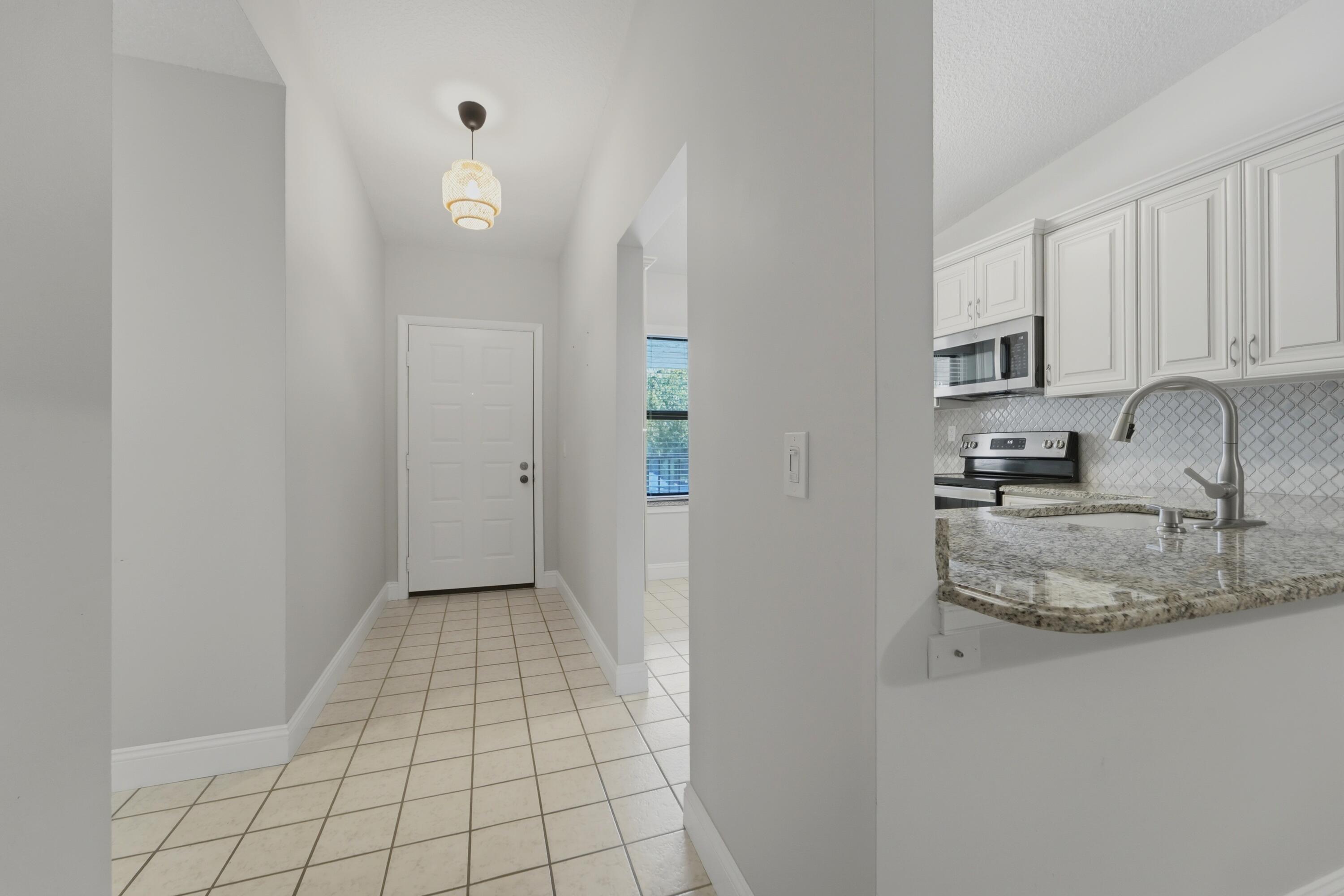2101 Sabal Ridge Court F Property Photo 8