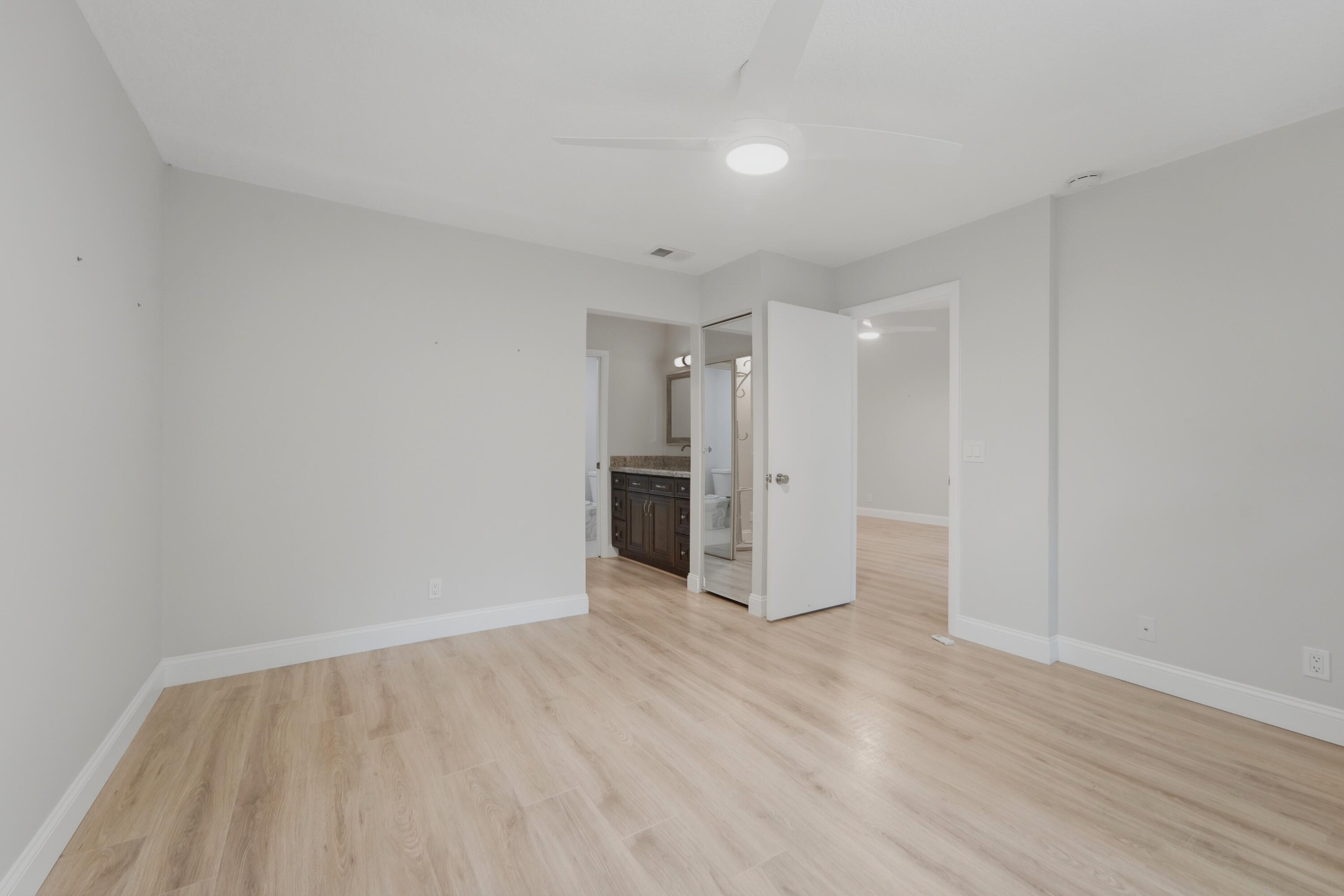 2101 Sabal Ridge Court F Property Photo 12