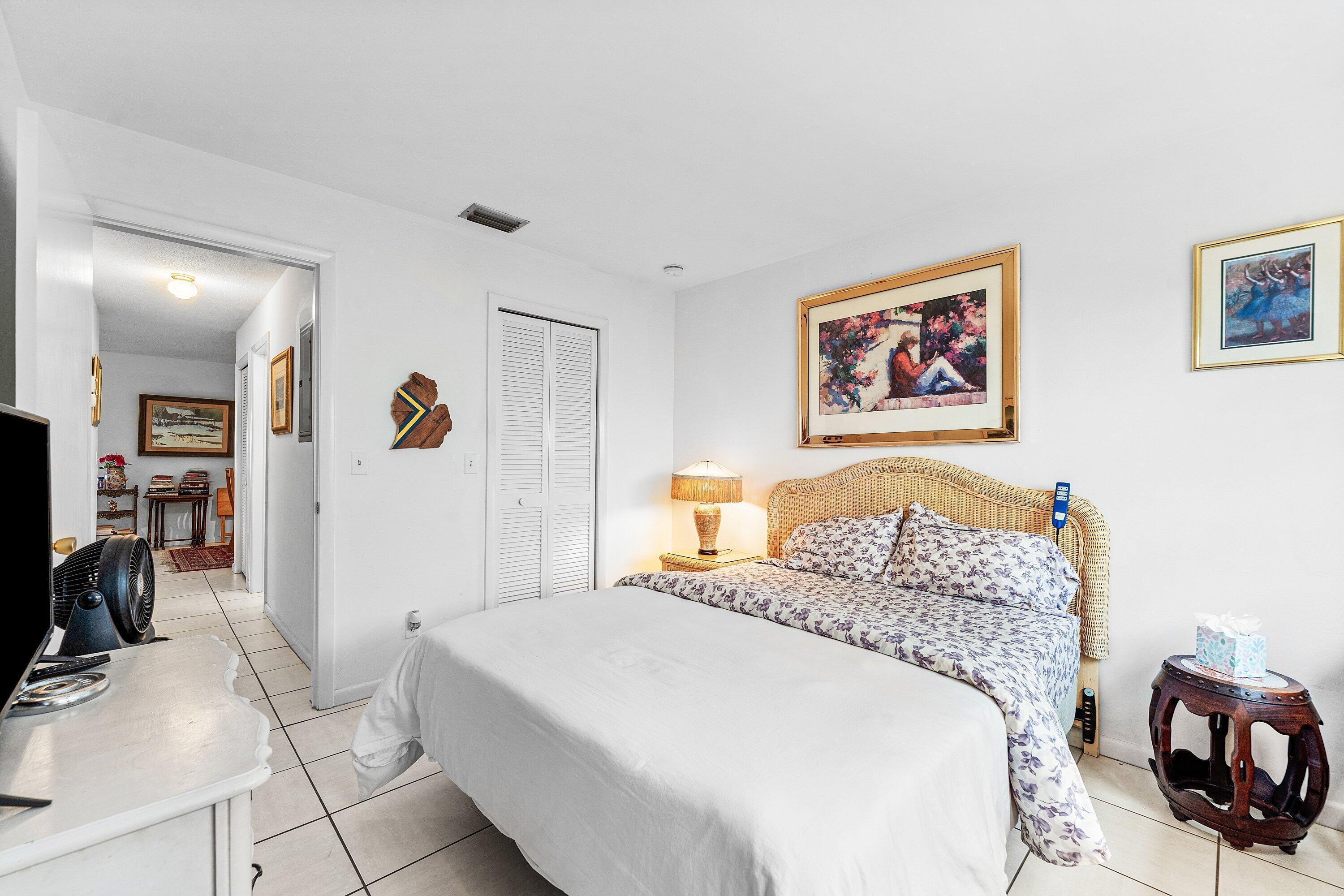 5505 N Ocean Boulevard 15-103 Property Photo 7