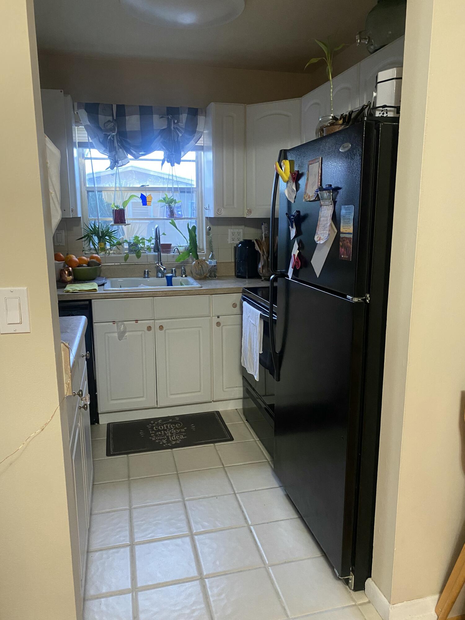126 Bedford E Property Photo 5