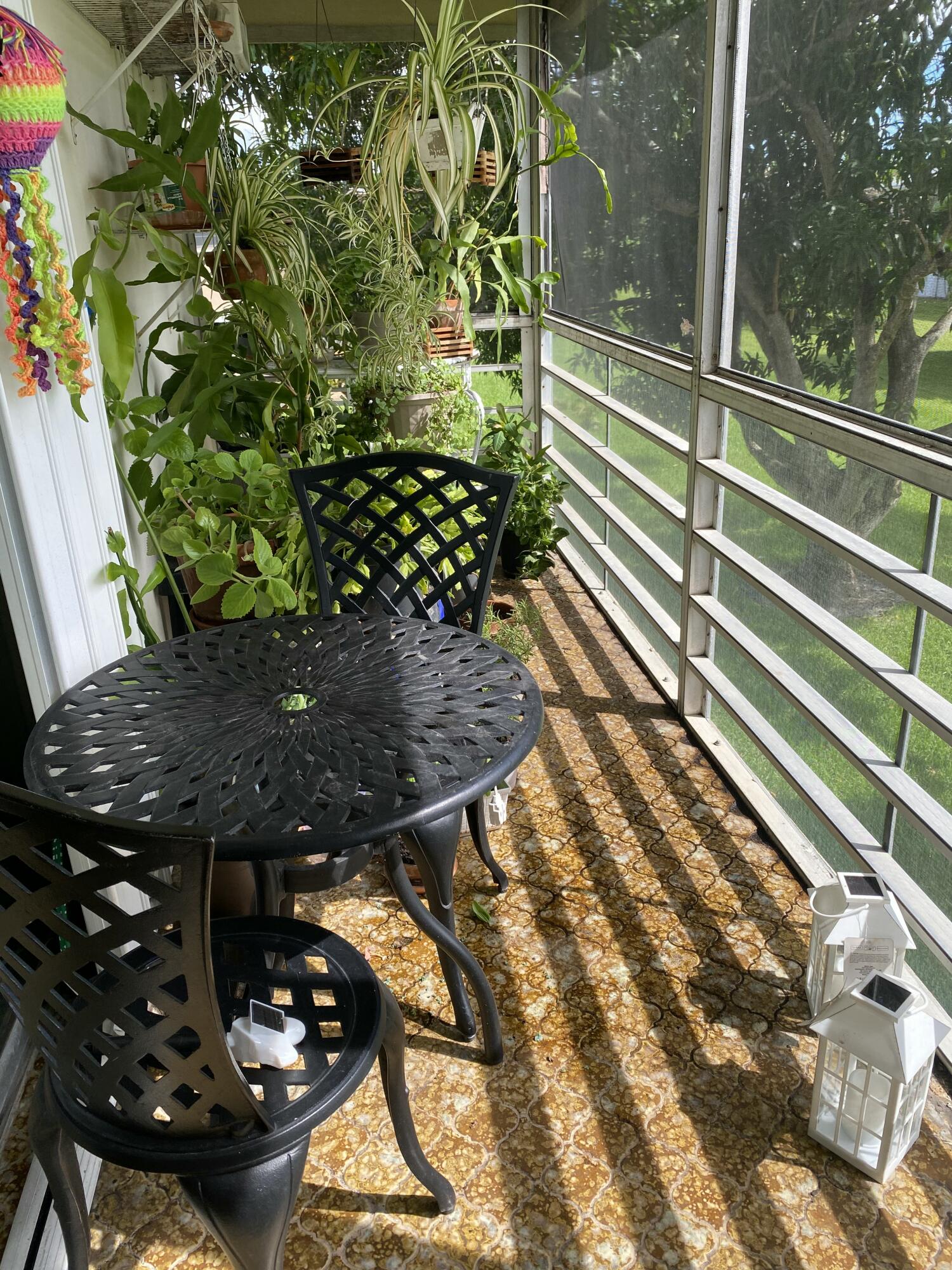 126 Bedford E Property Photo 14