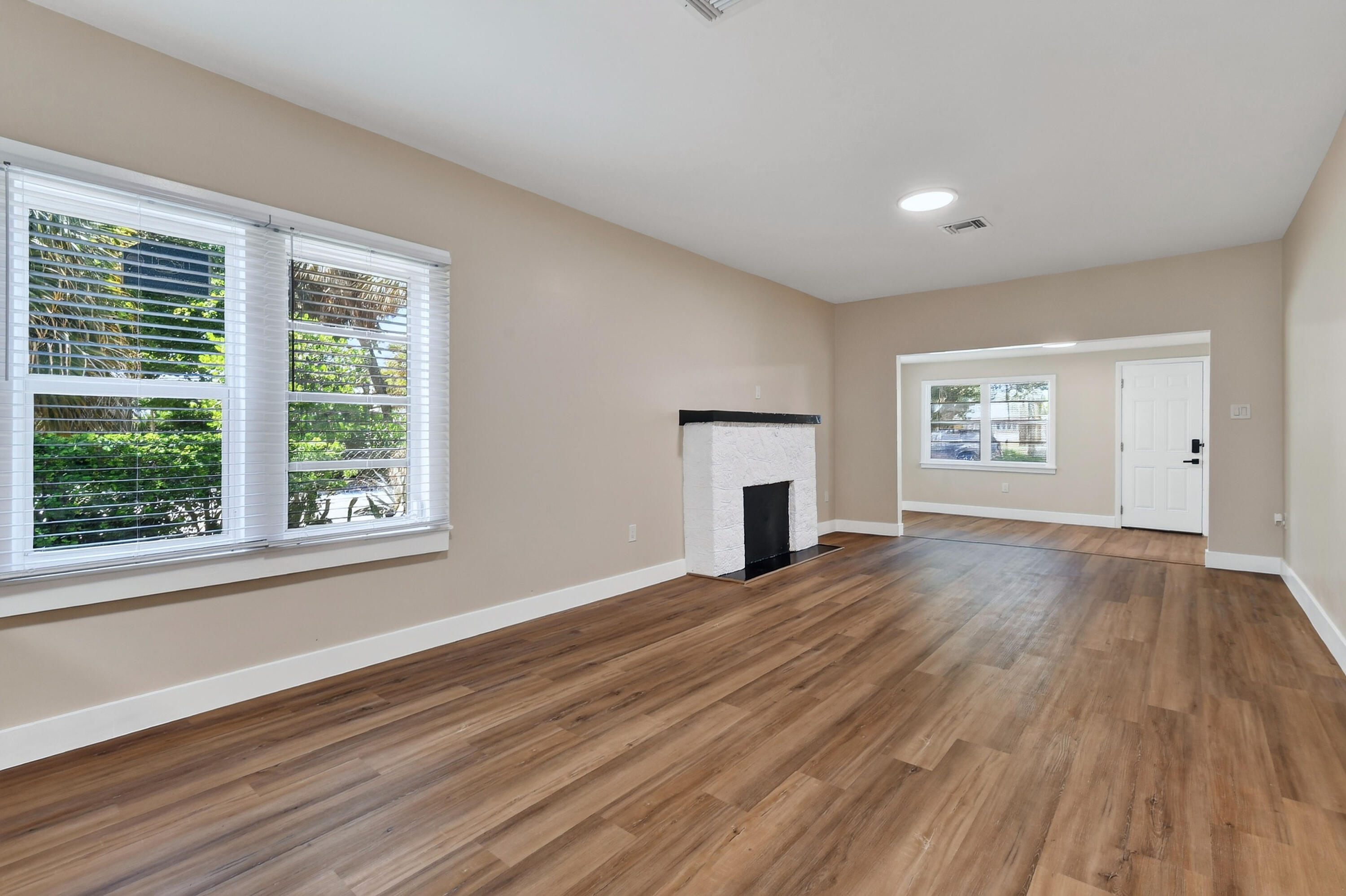 3714 Morton Avenue Property Photo 16