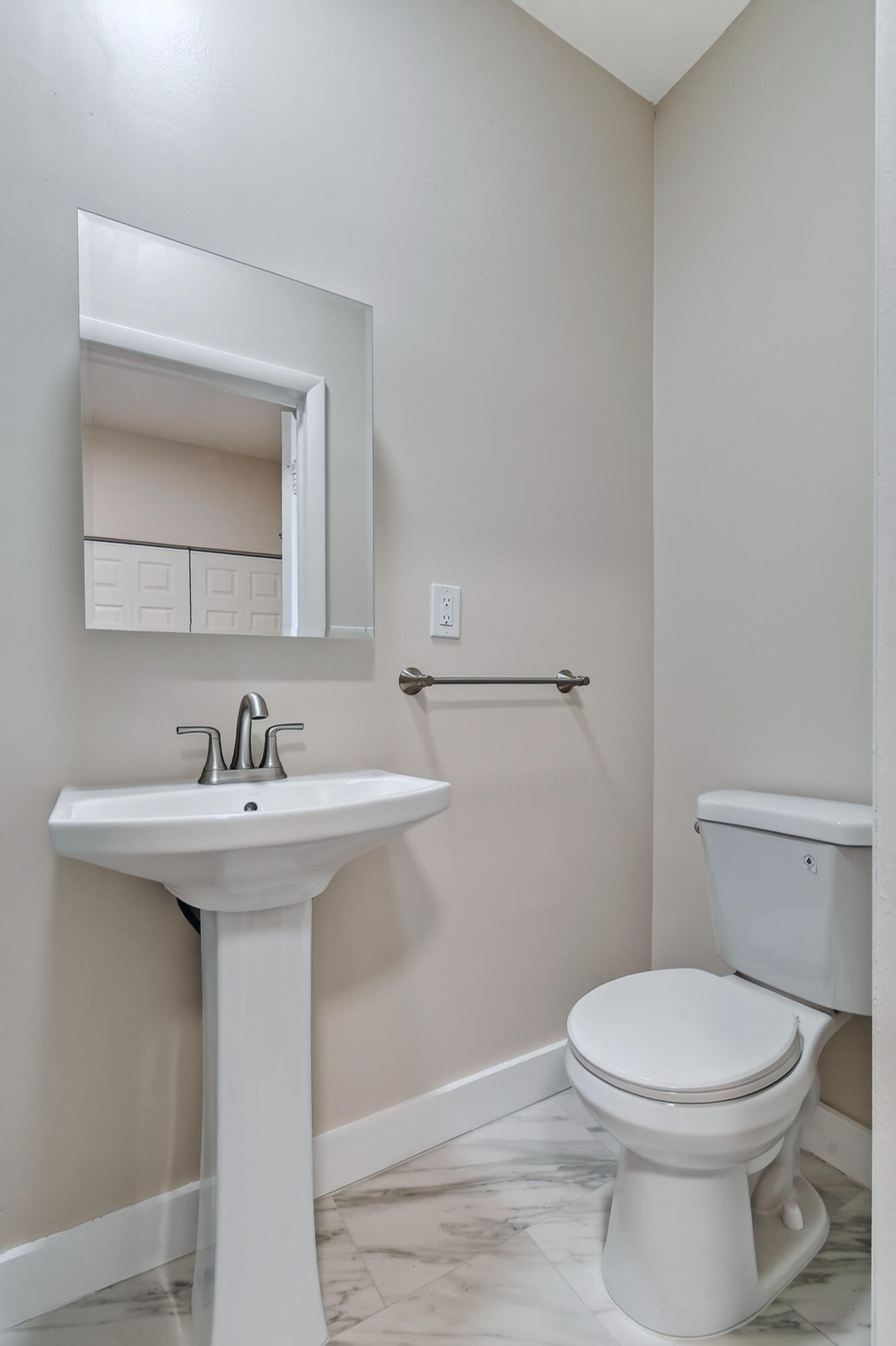 3714 Morton Avenue Property Photo 23