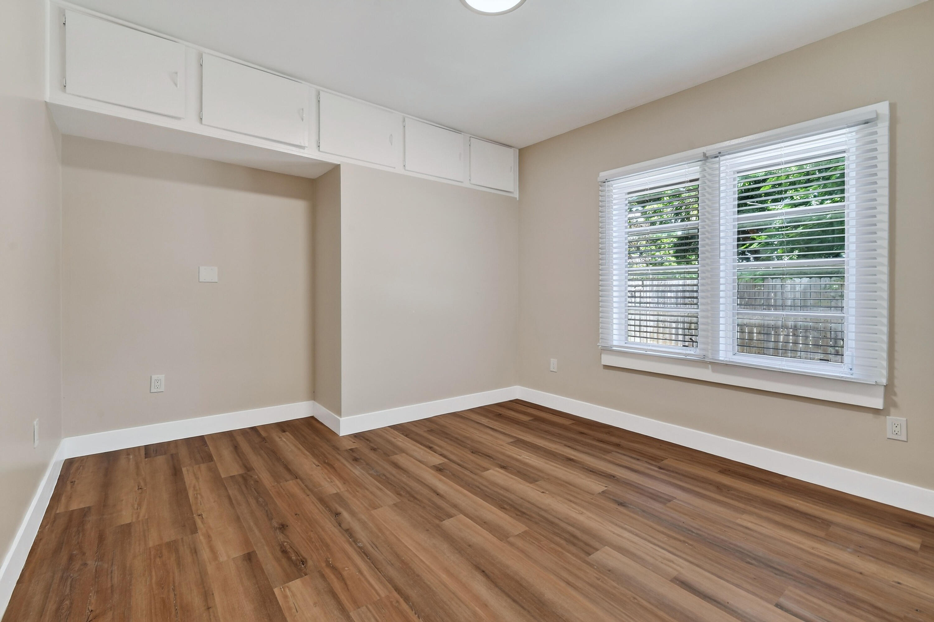 3714 Morton Avenue Property Photo 26