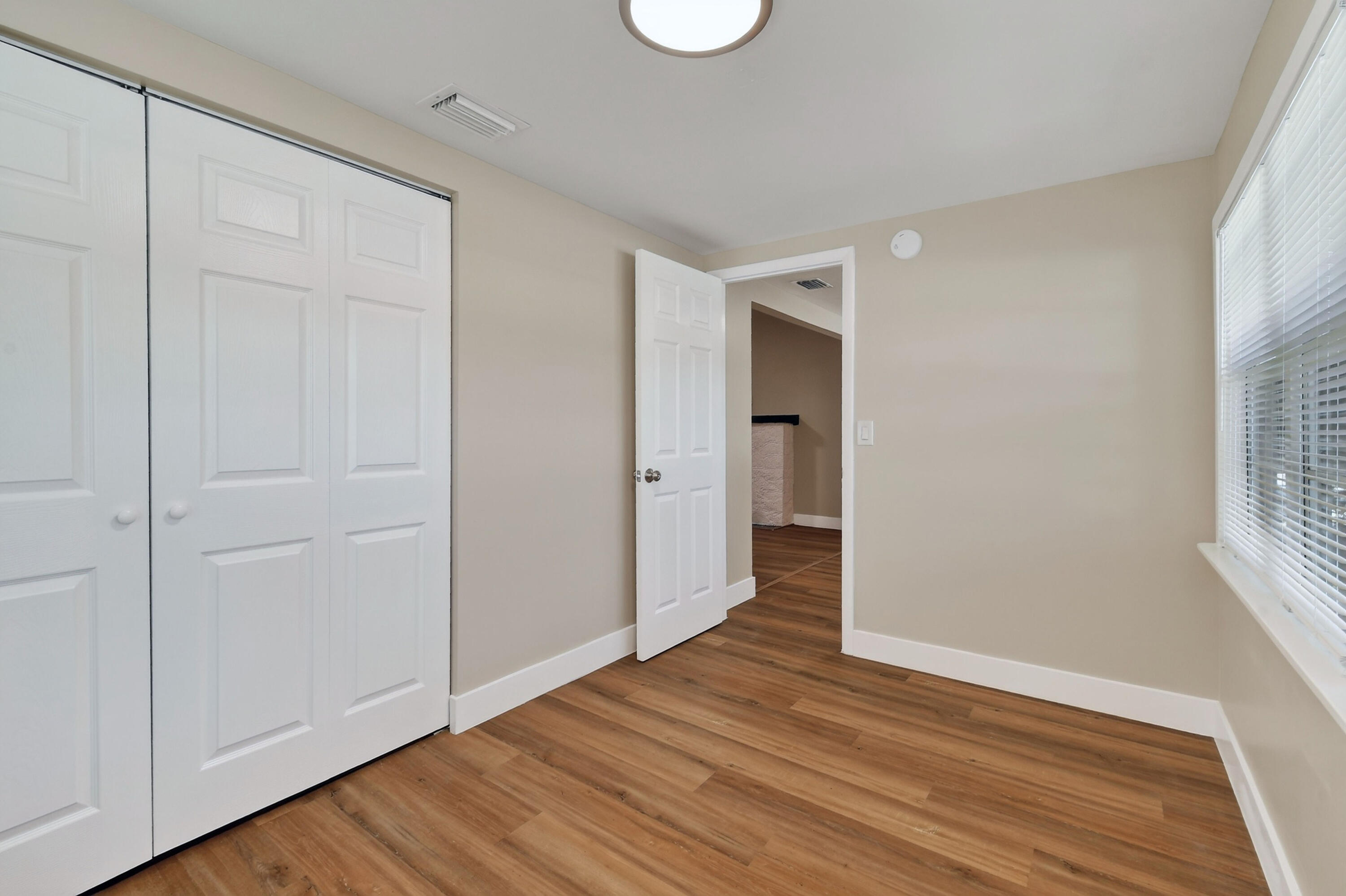 3714 Morton Avenue Property Photo 31