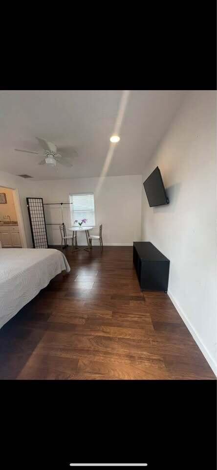 603 N J Street Property Photo 2