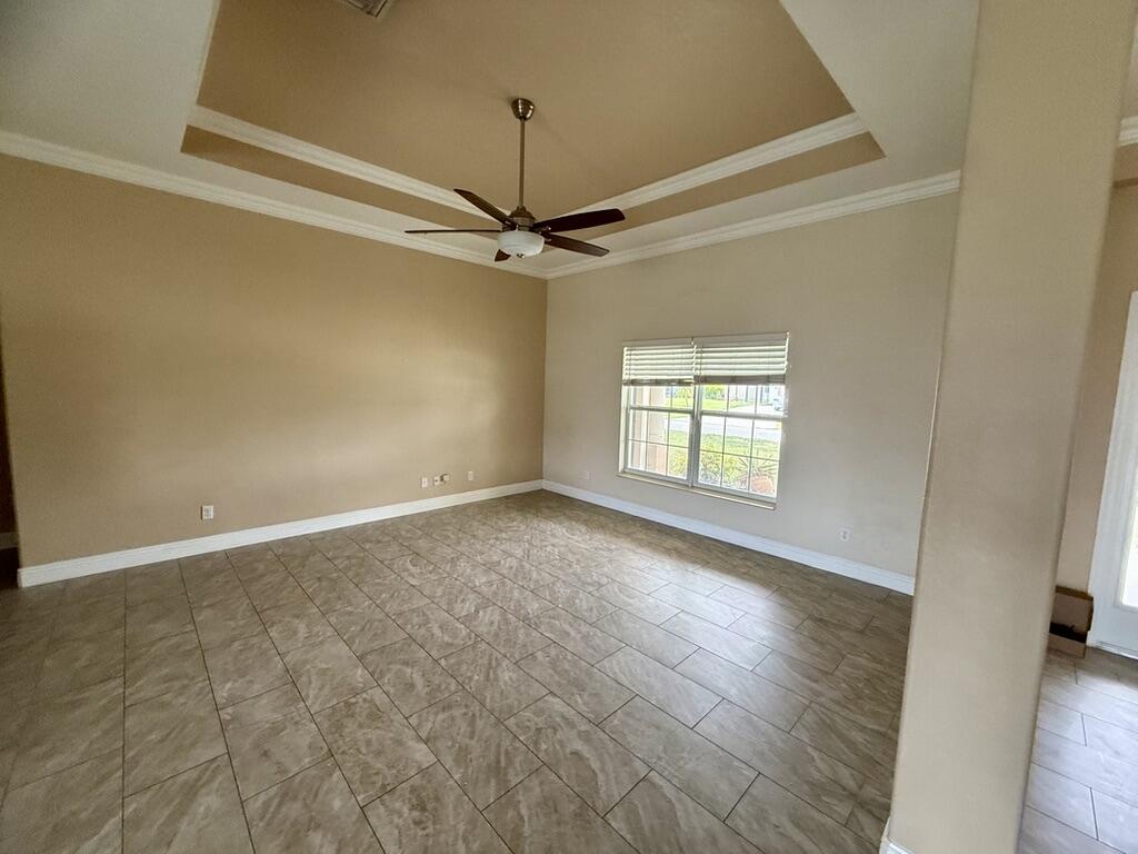 4417 Sw Baturro Street Property Photo 6