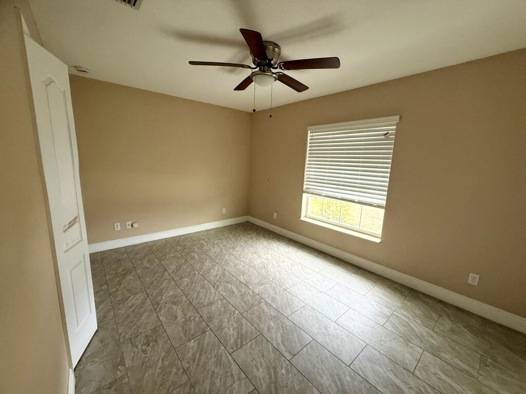 4417 Sw Baturro Street Property Photo 12