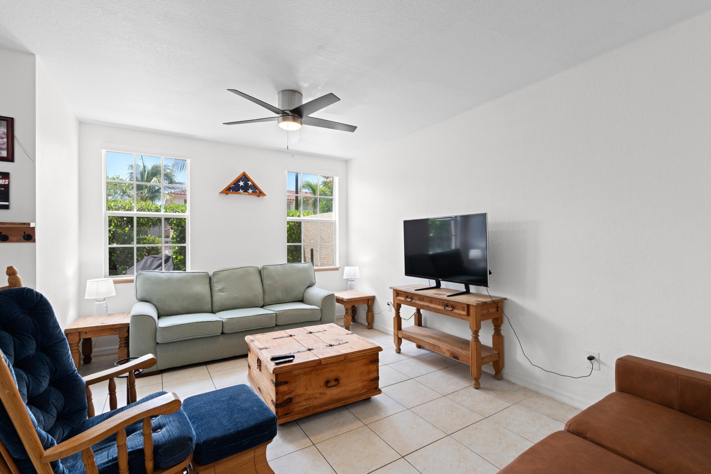 1020 E Longport Circle 6b Property Photo 4