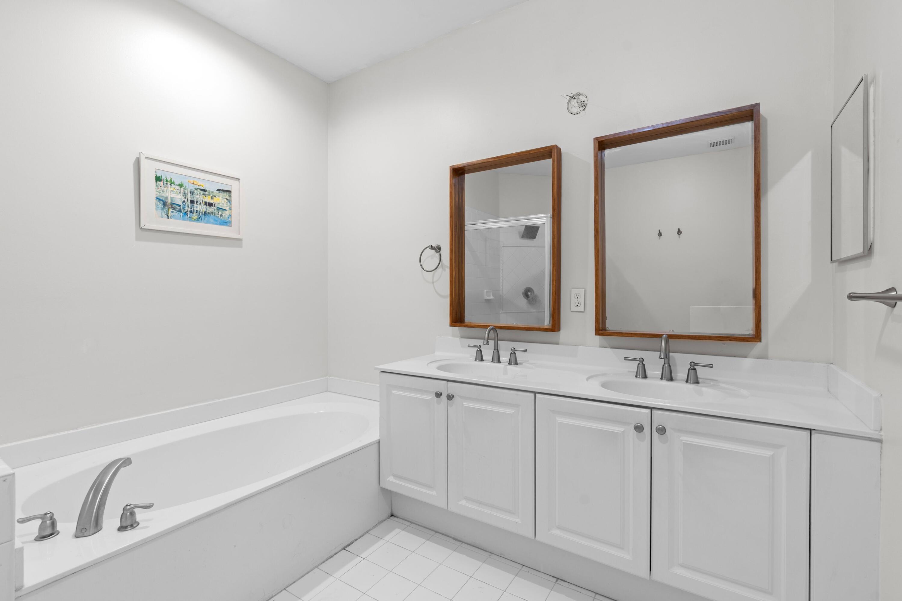 1020 E Longport Circle 6b Property Photo 11