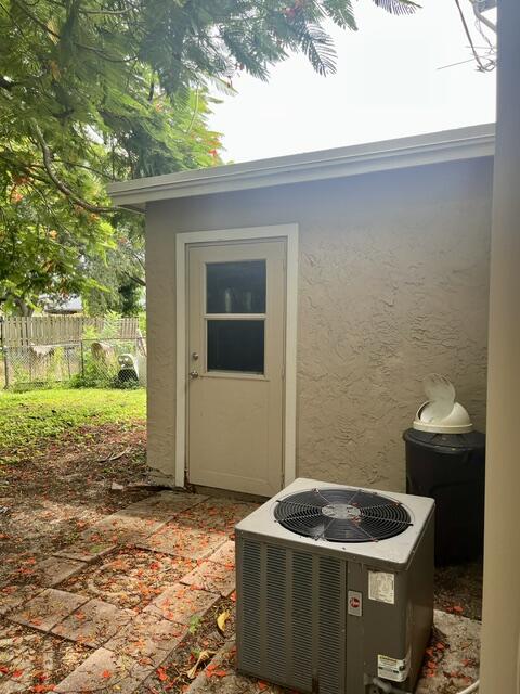 424 Jennings Avenue Property Photo 6