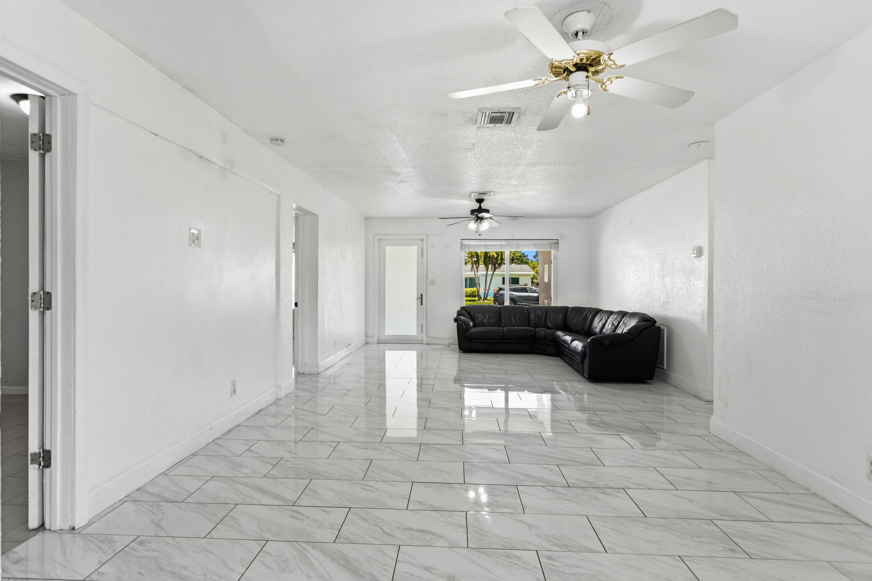 2748 Sw 46th Court Property Photo 12