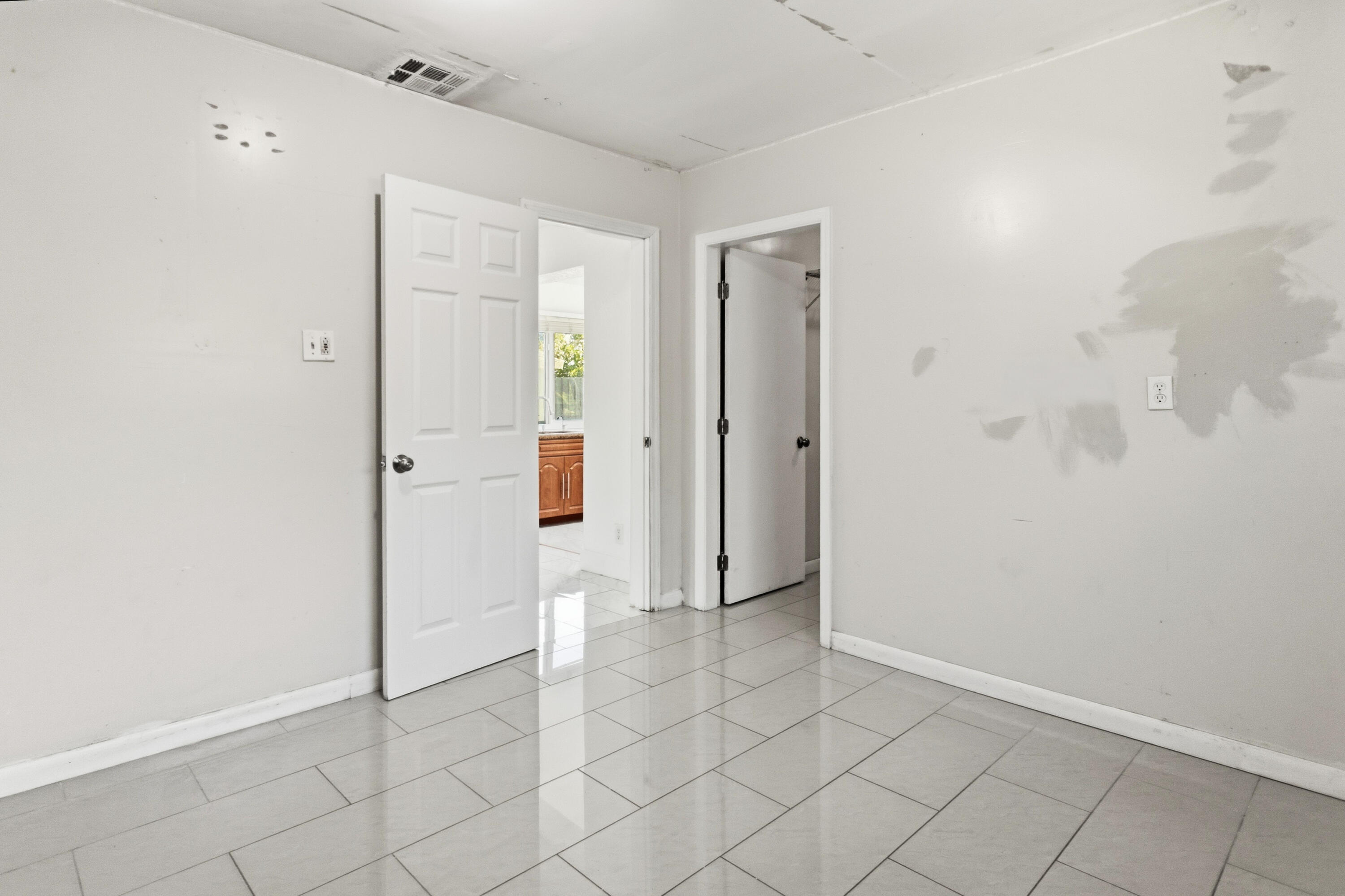 2748 Sw 46th Court Property Photo 41