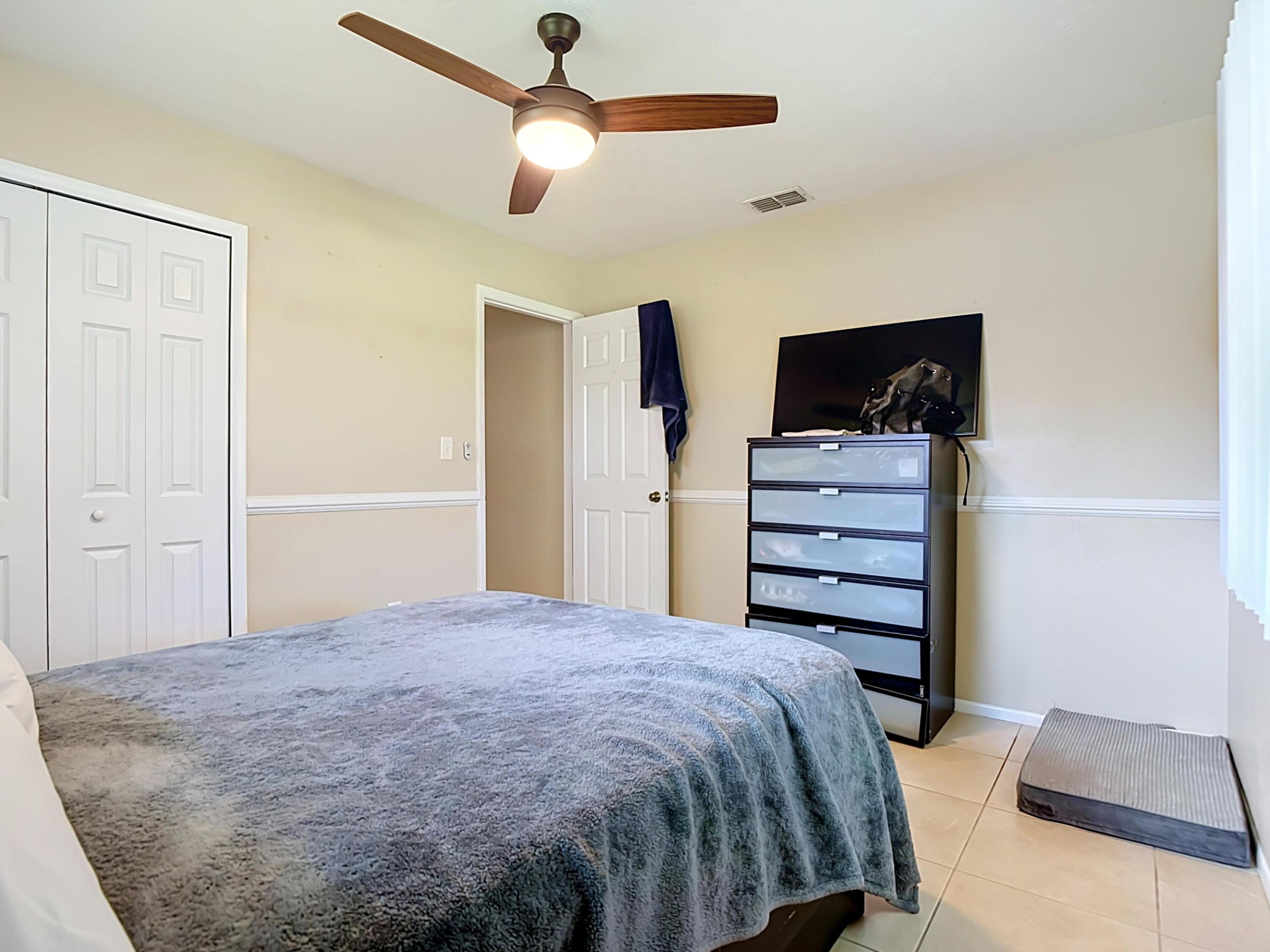 1832 Se Van Loon Terrace Property Photo 30