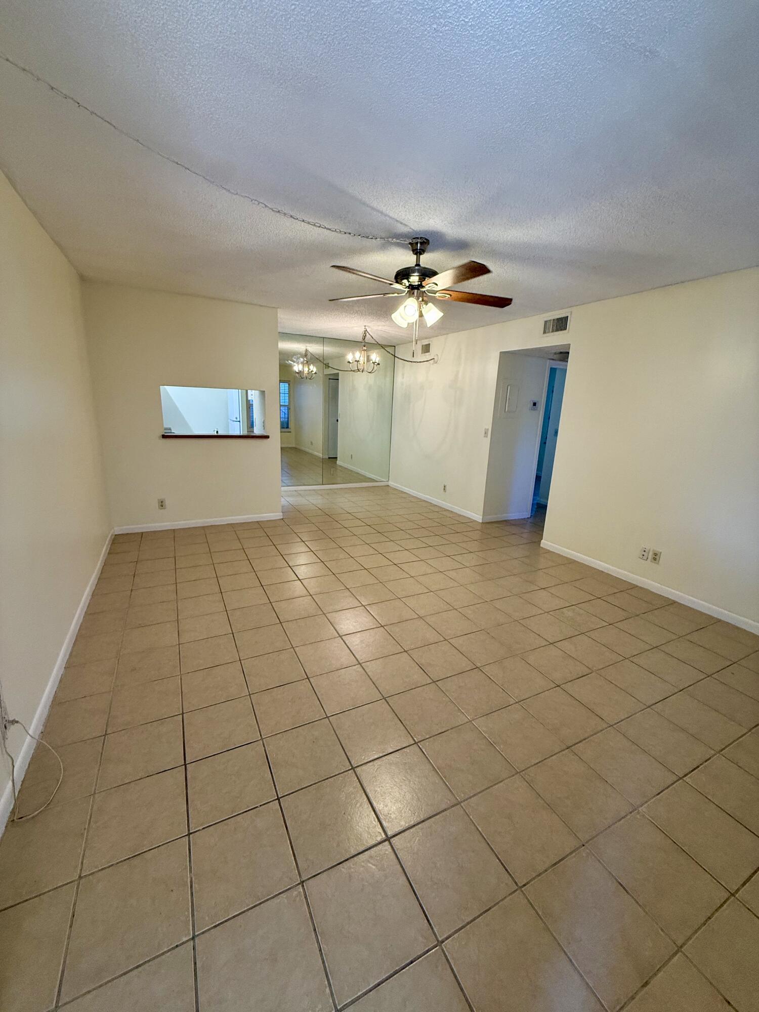 3764 N University Drive I-8 Property Photo 2