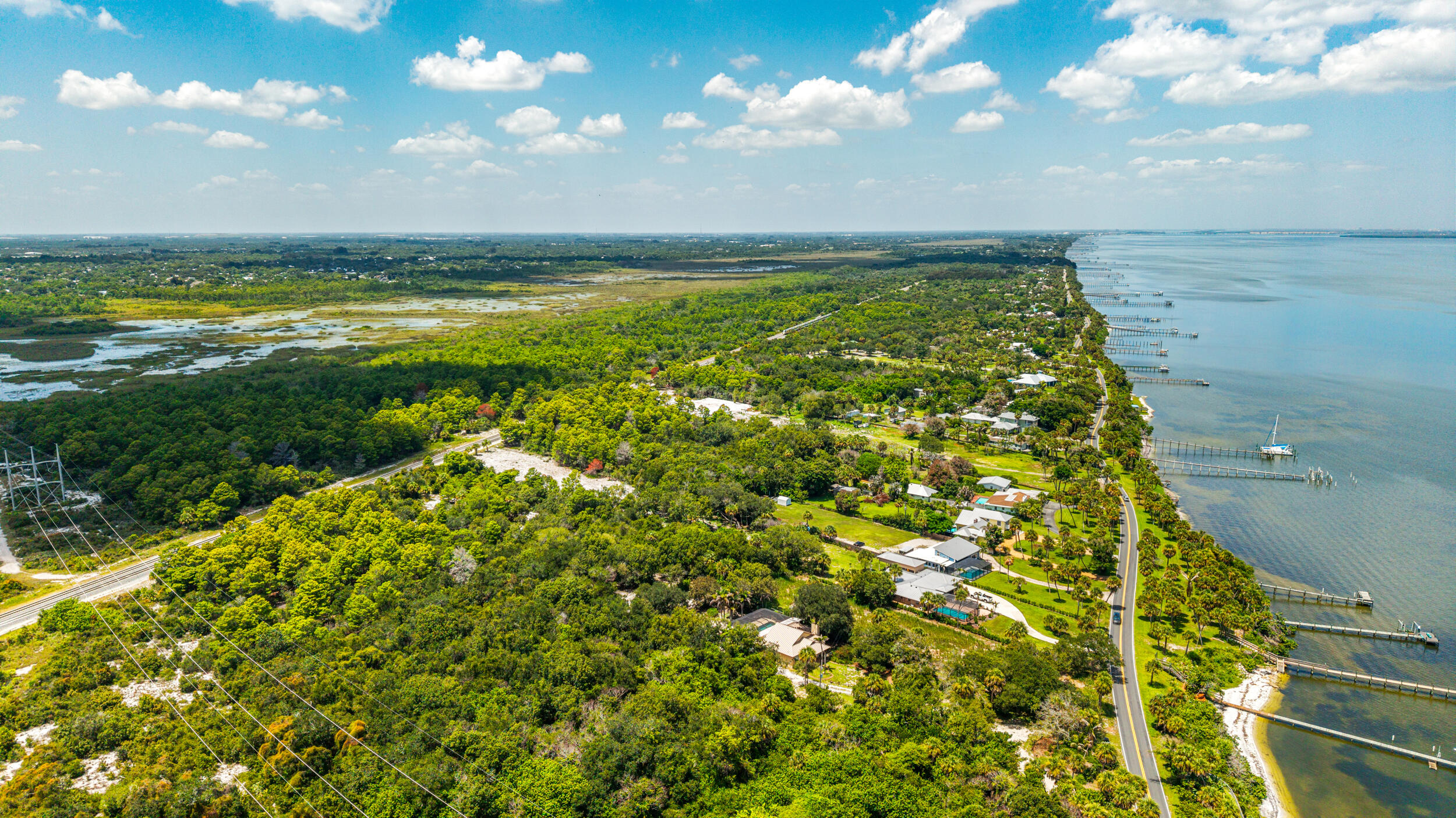 7507 S Indian River Drive Property Photo 13