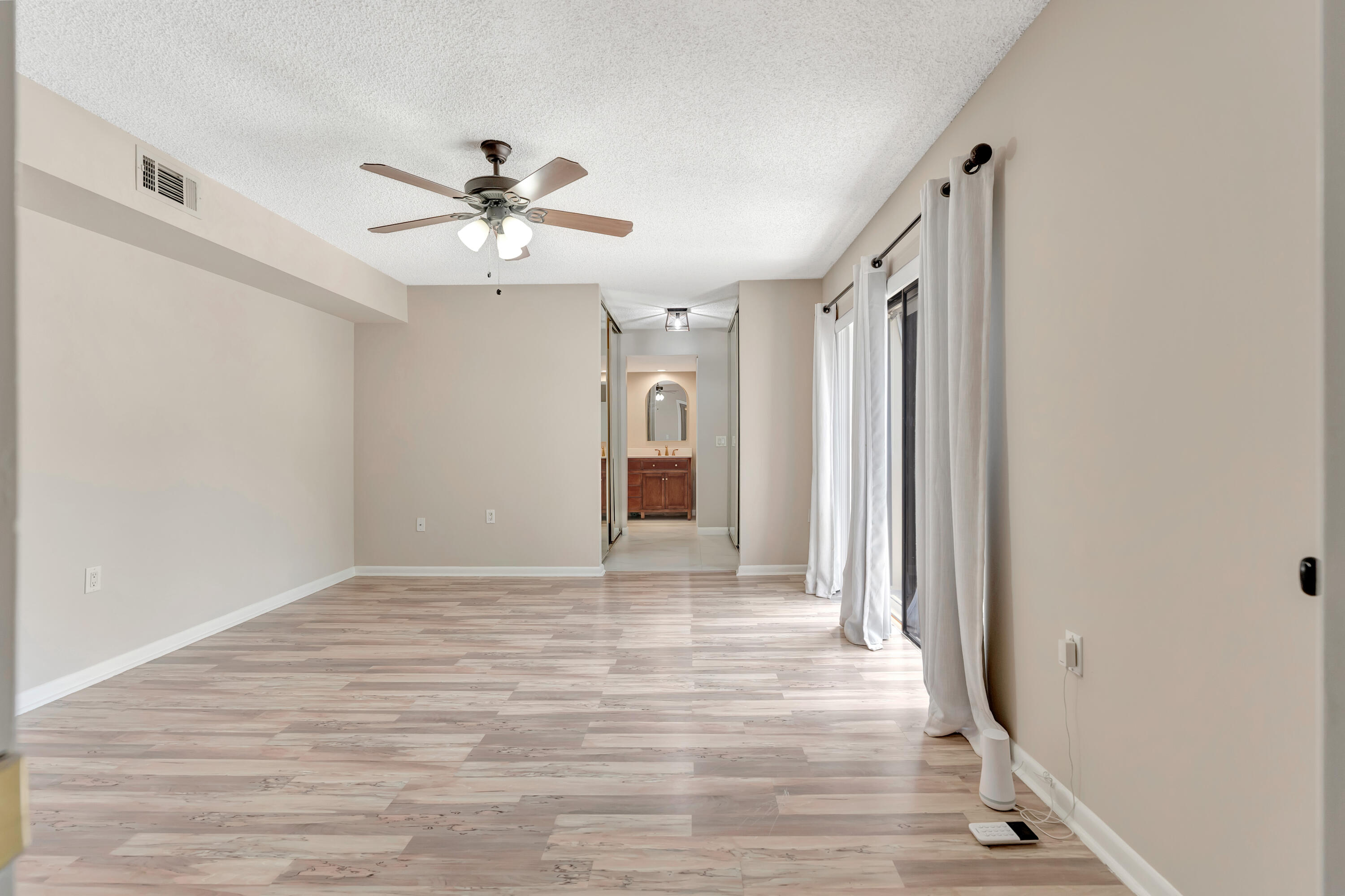 207 2nd Terrace Property Photo 20