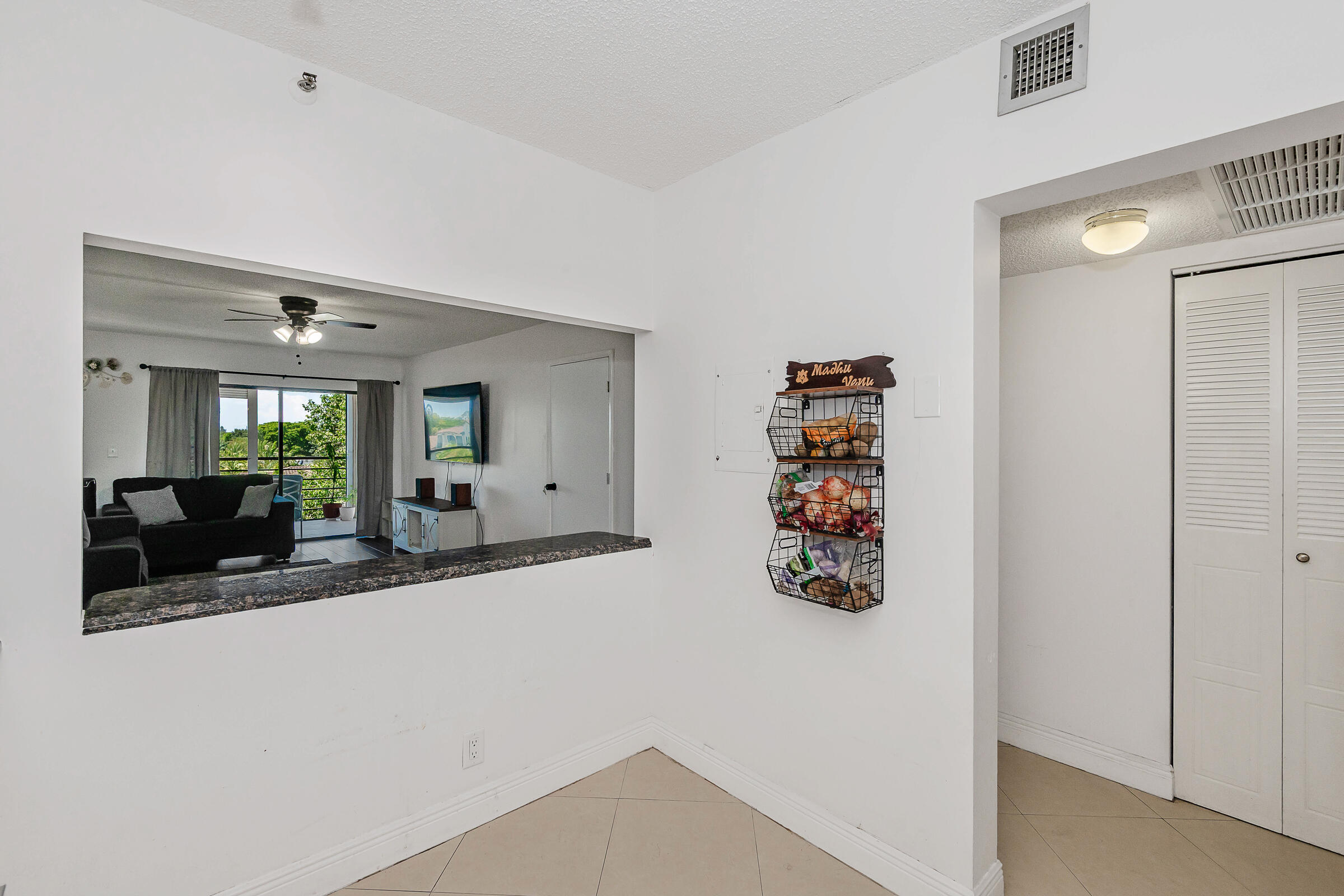 9235 Sw 8th Street 502 Property Photo 16