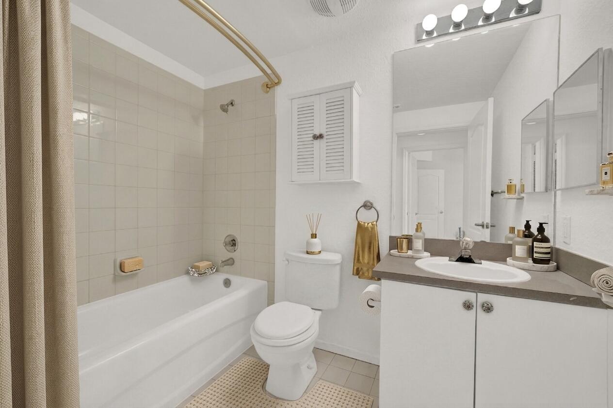 709 Belmont Place 709 Property Photo 4