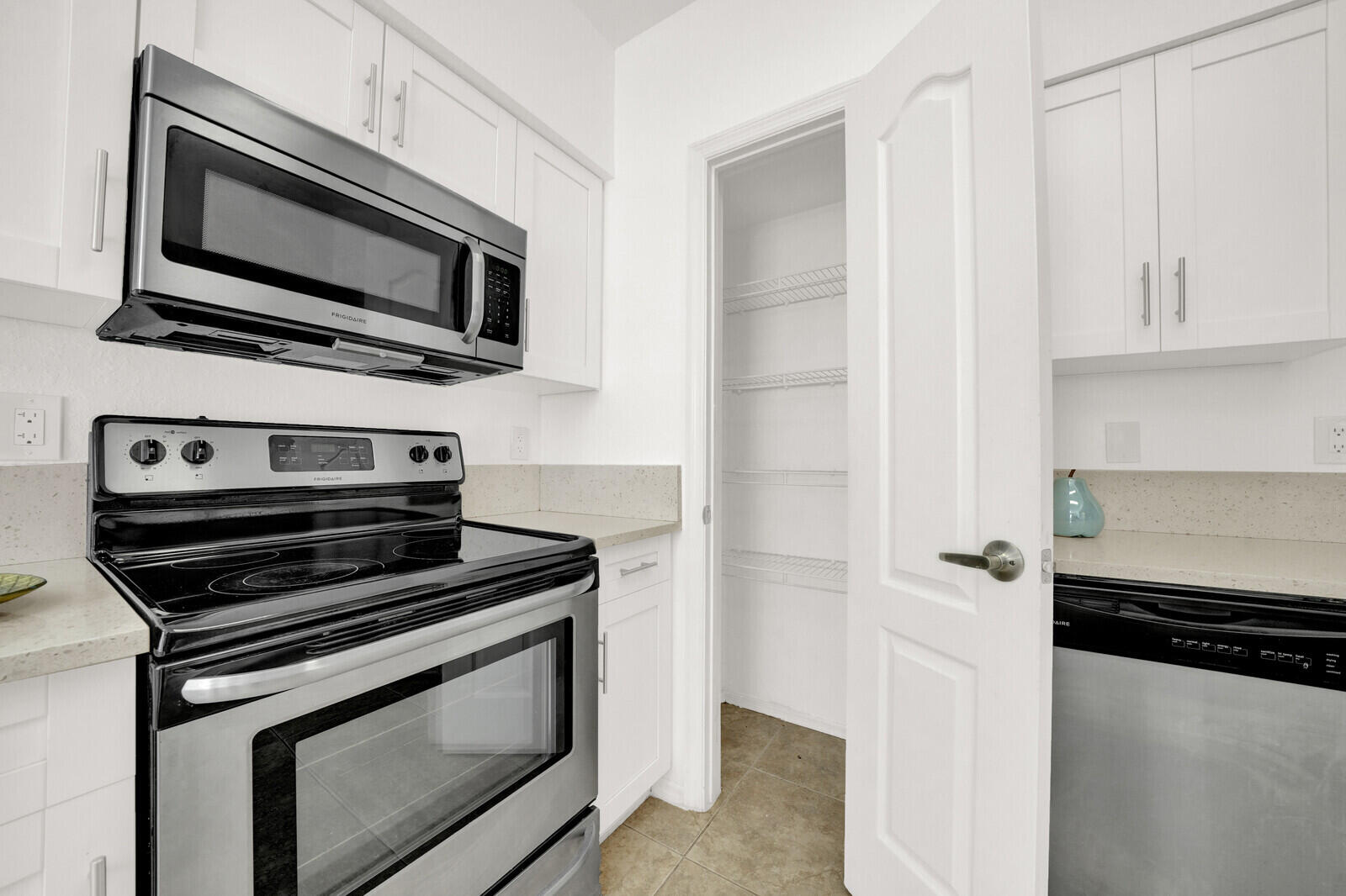 709 Belmont Place 709 Property Photo 18