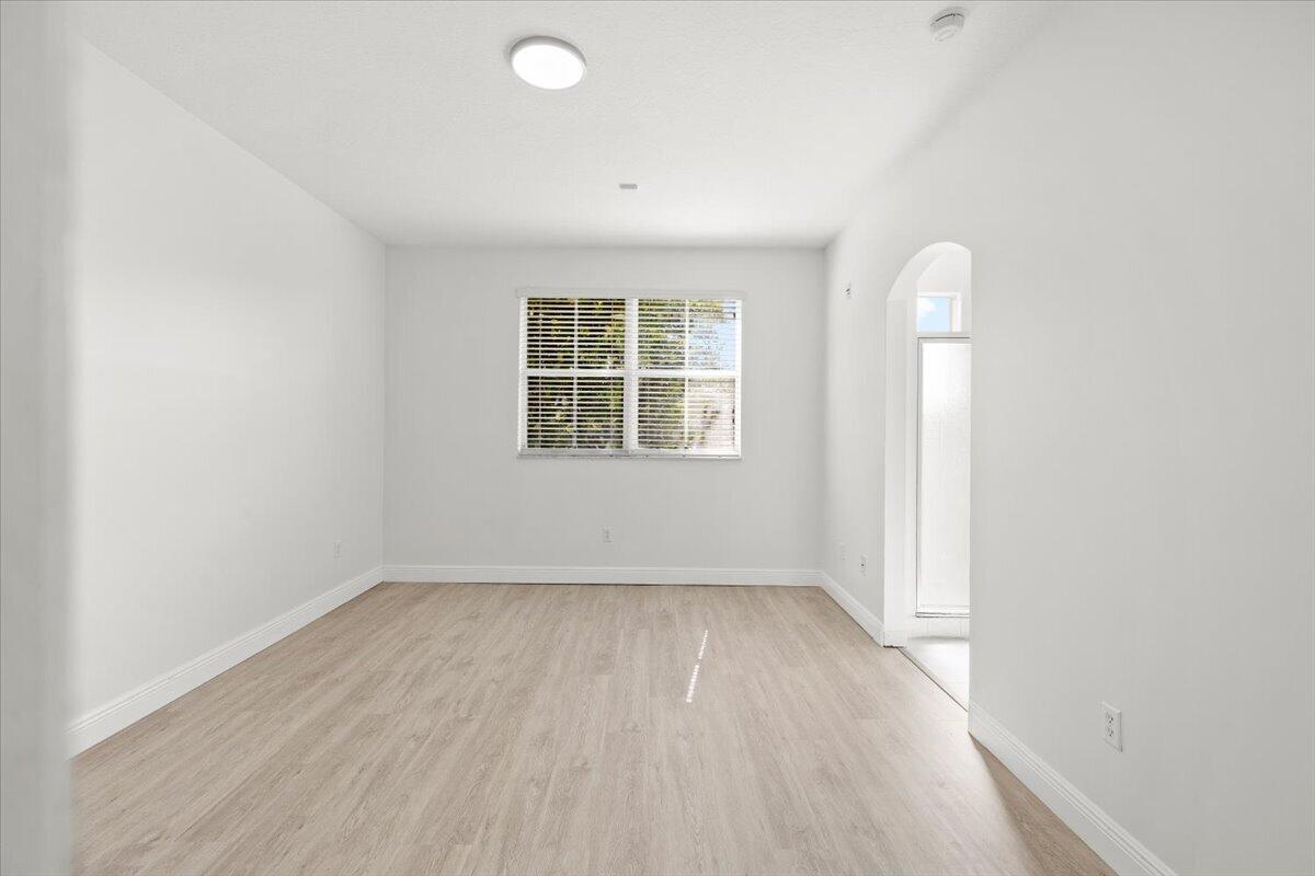 4962 Leeward Lane 3807 Property Photo 15
