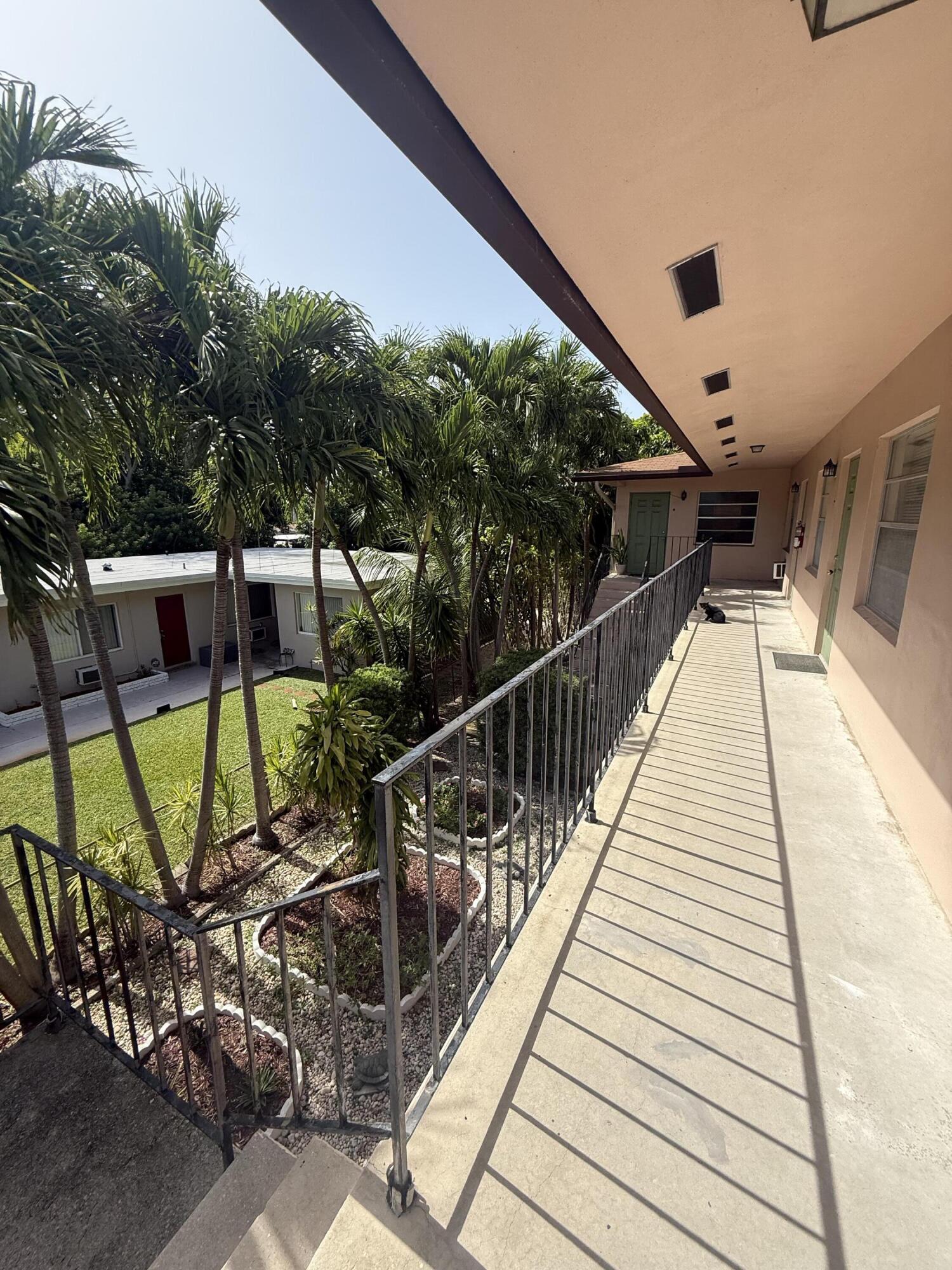 2017 Ne 18th Street 2 Property Photo 12