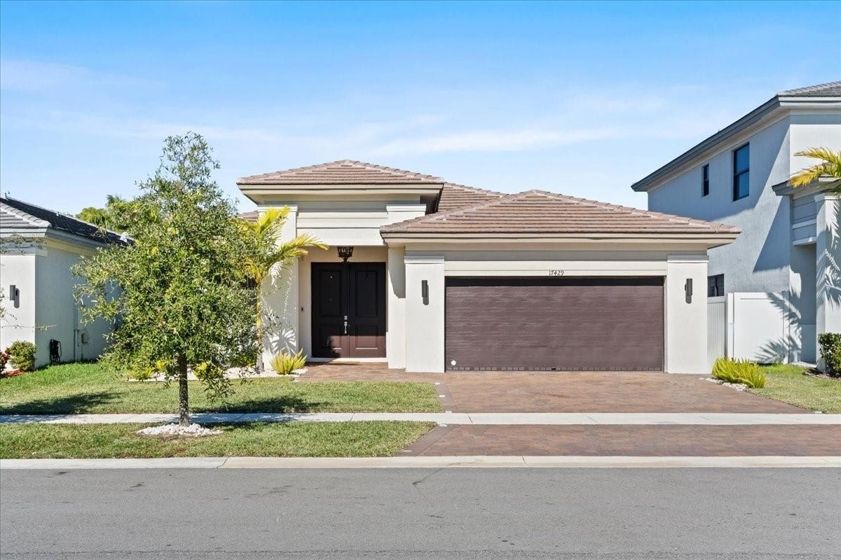 17429 Sw 41st Street Property Photo 1